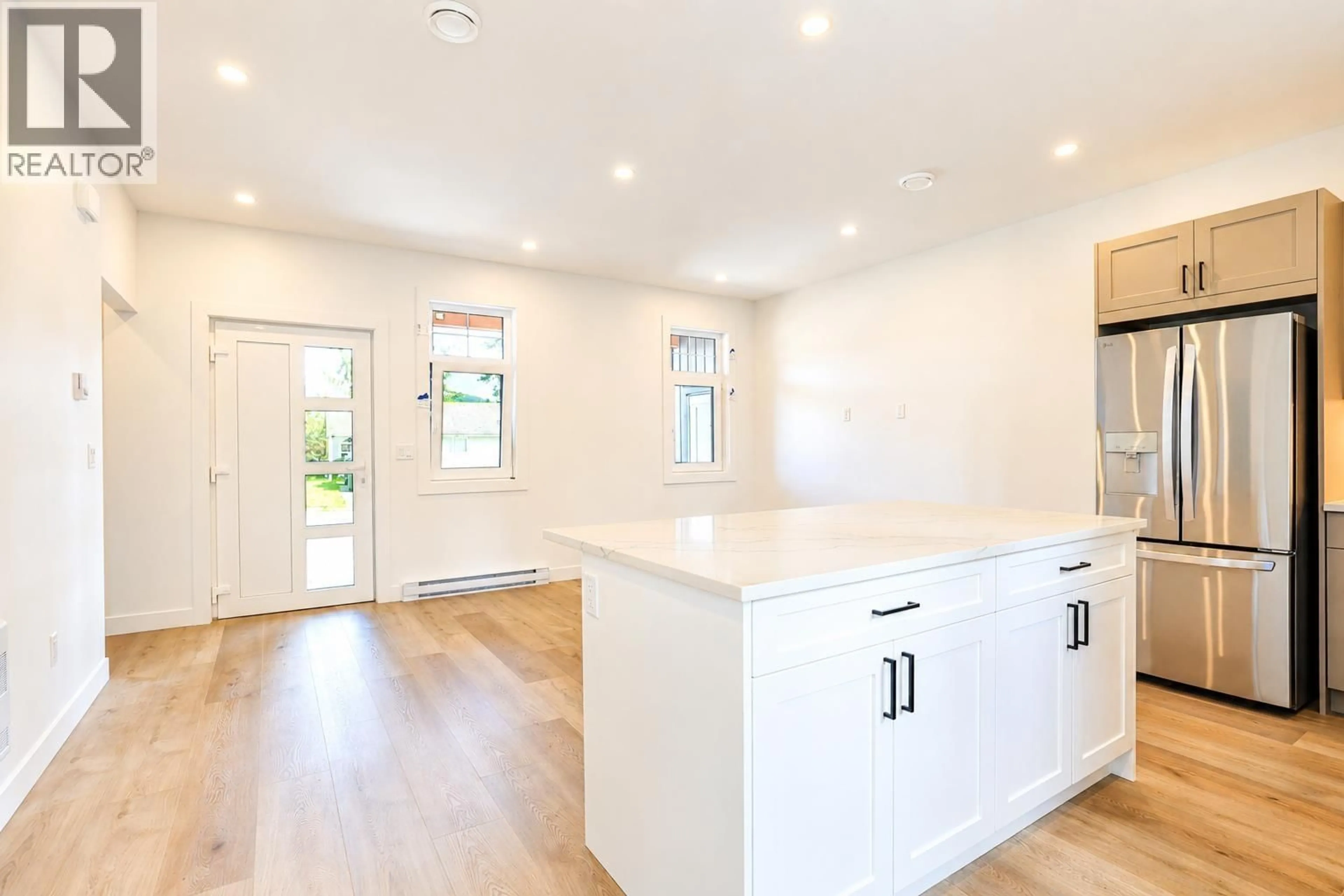 Open concept kitchen, unknown for 20 STIKINE STREET, Kitimat British Columbia V8C1W5