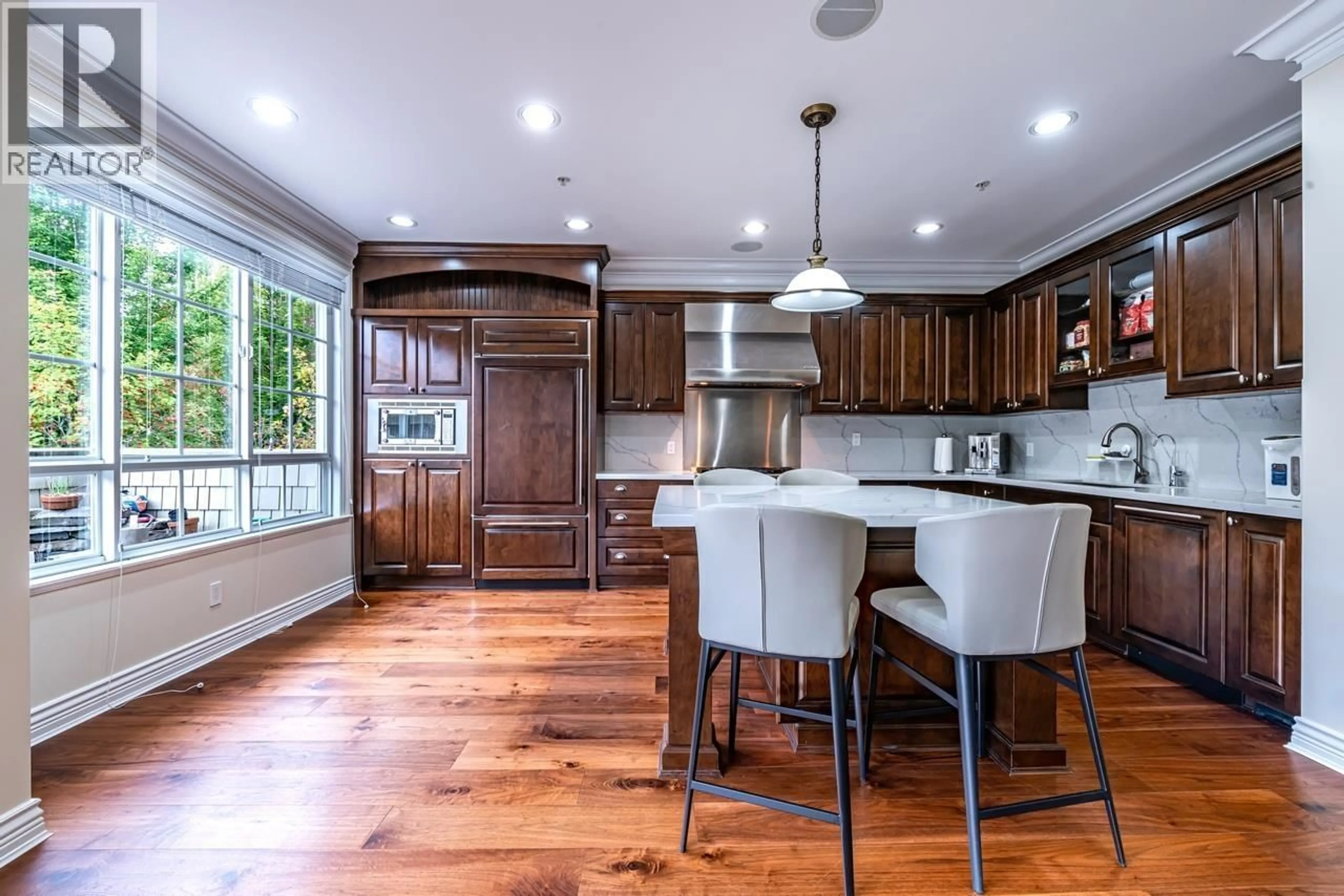 Open concept kitchen, wood/laminate floor for 6386 LARKIN DRIVE, Vancouver British Columbia V6T2K5