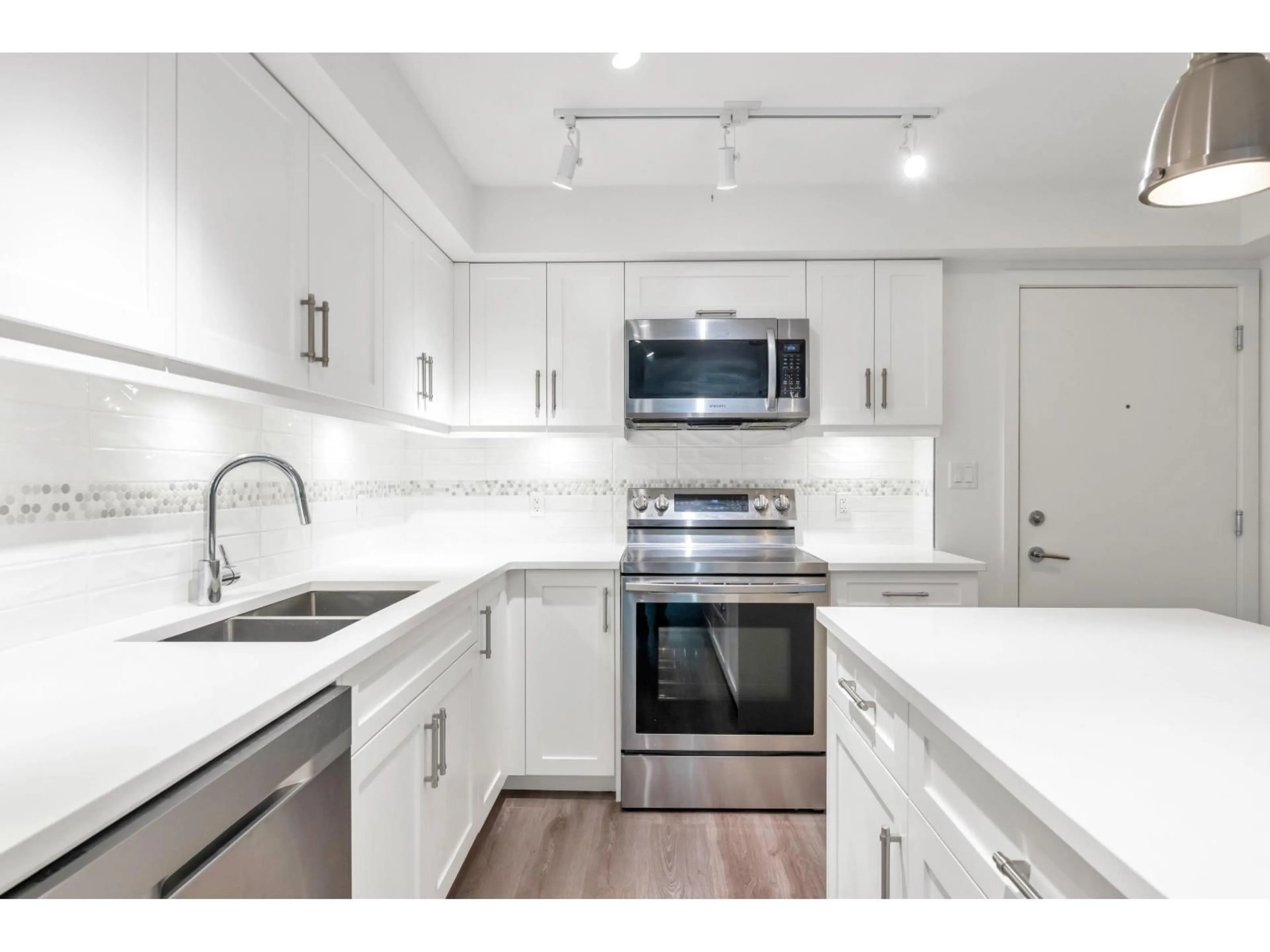 Open concept kitchen, unknown for 166 - 27358 32 AVENUE, Langley British Columbia V4W3M5