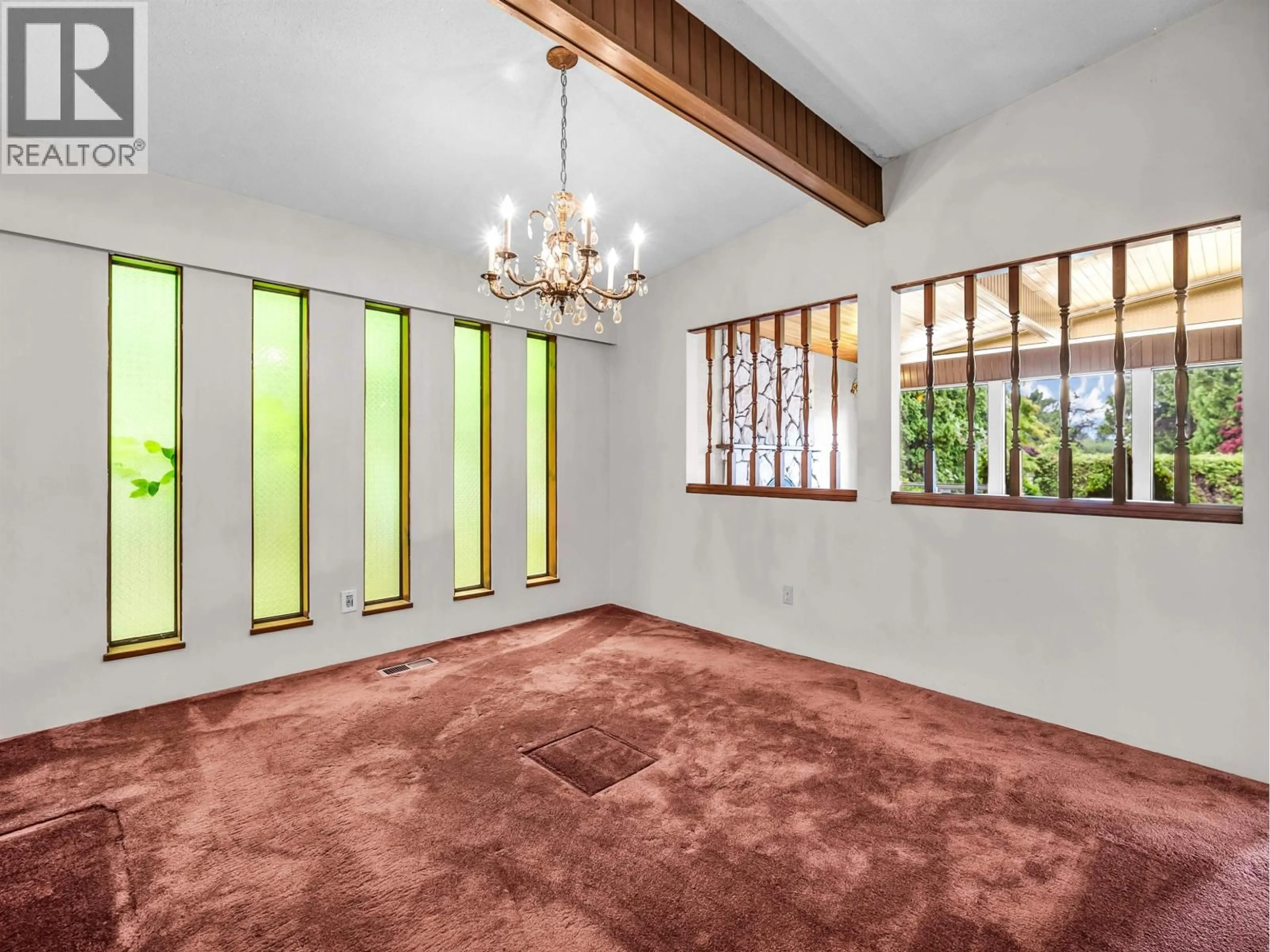 Indoor foyer for 8880 CARMICHAEL STREET, Richmond British Columbia V6Y2W4