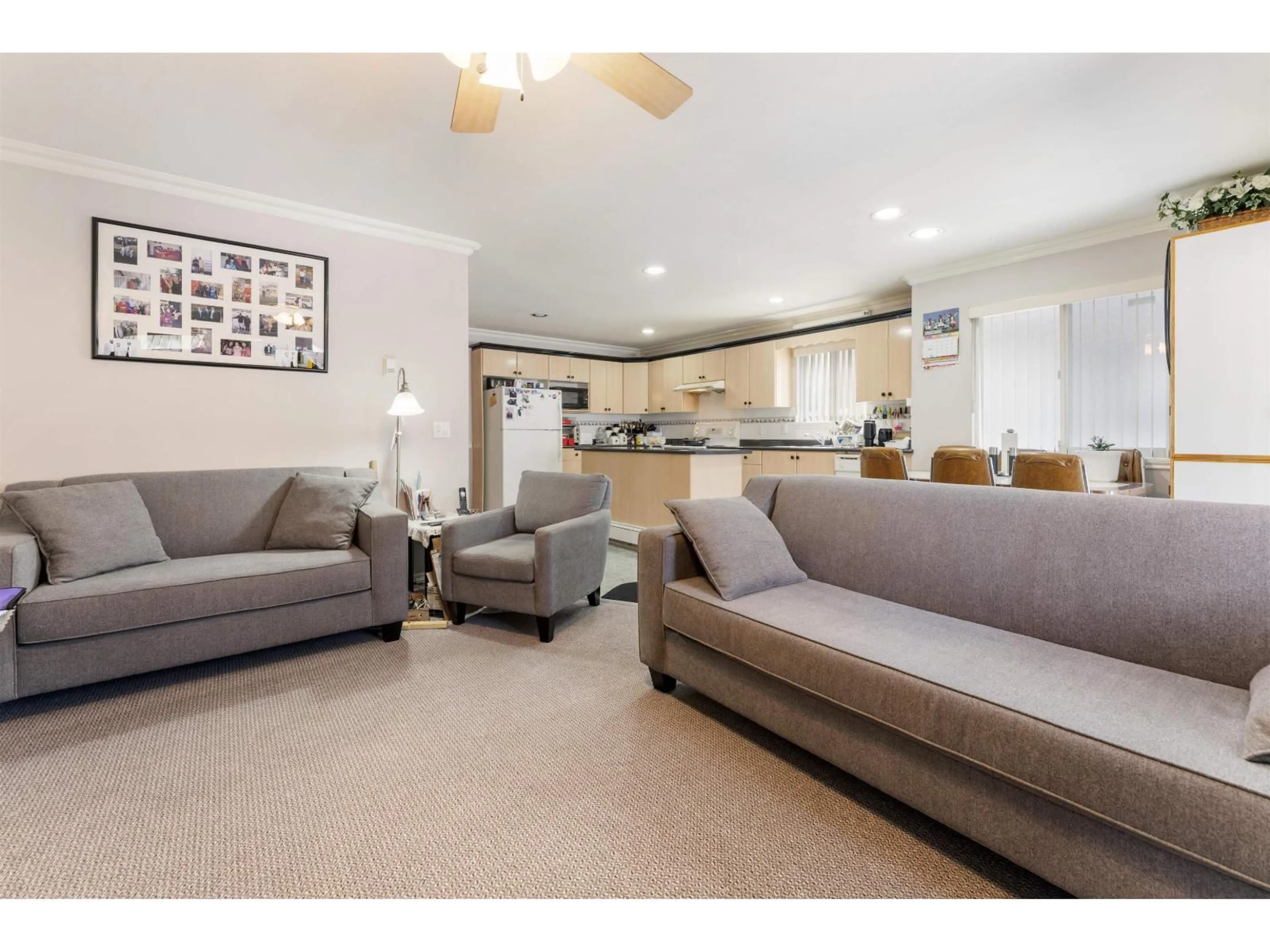 Living room with furniture, unknown for 6685 127TH STREET, Surrey British Columbia V3W1G5