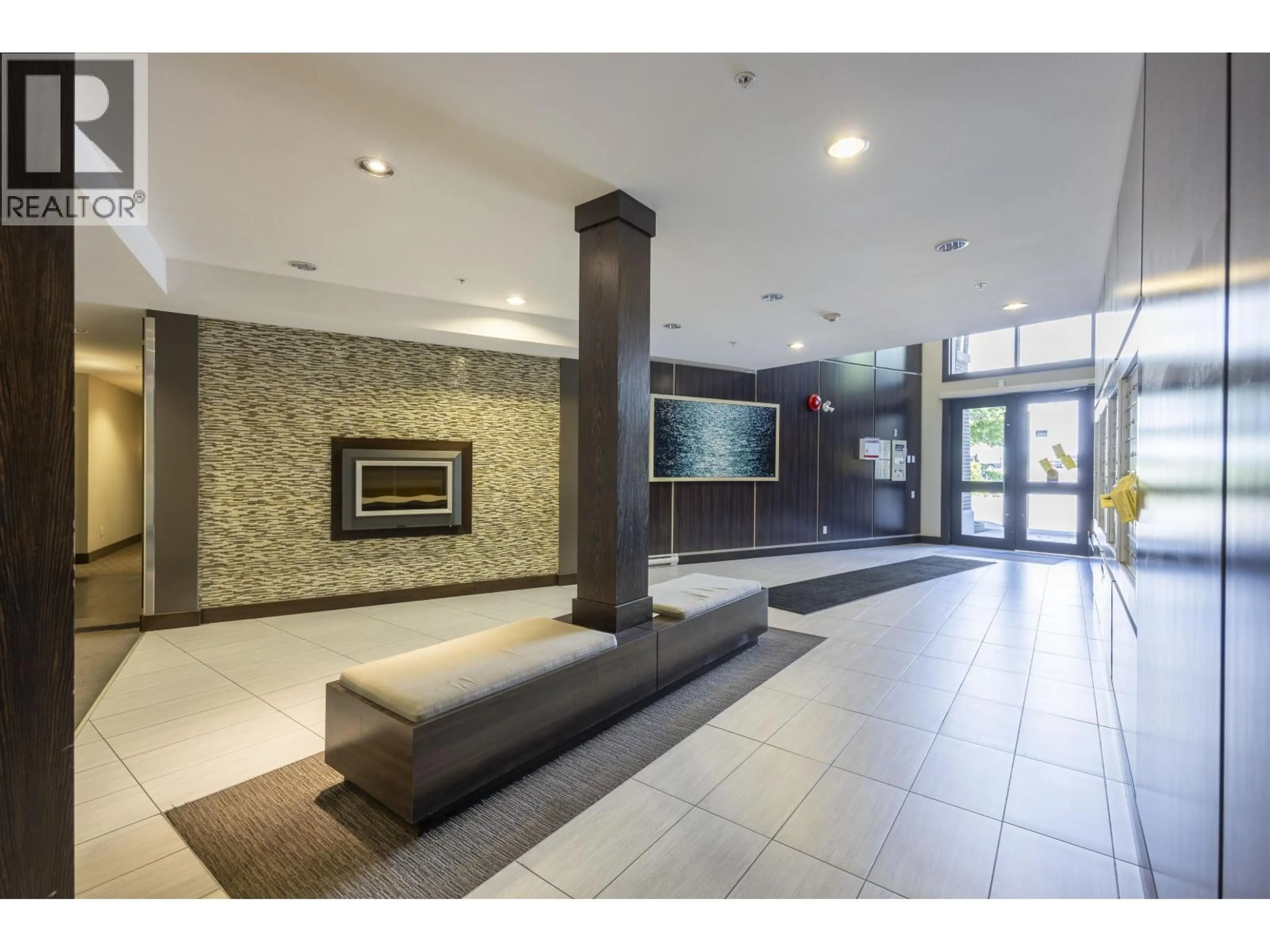 Lobby for 224 - 5788 SIDLEY STREET, Burnaby British Columbia V5J0E4