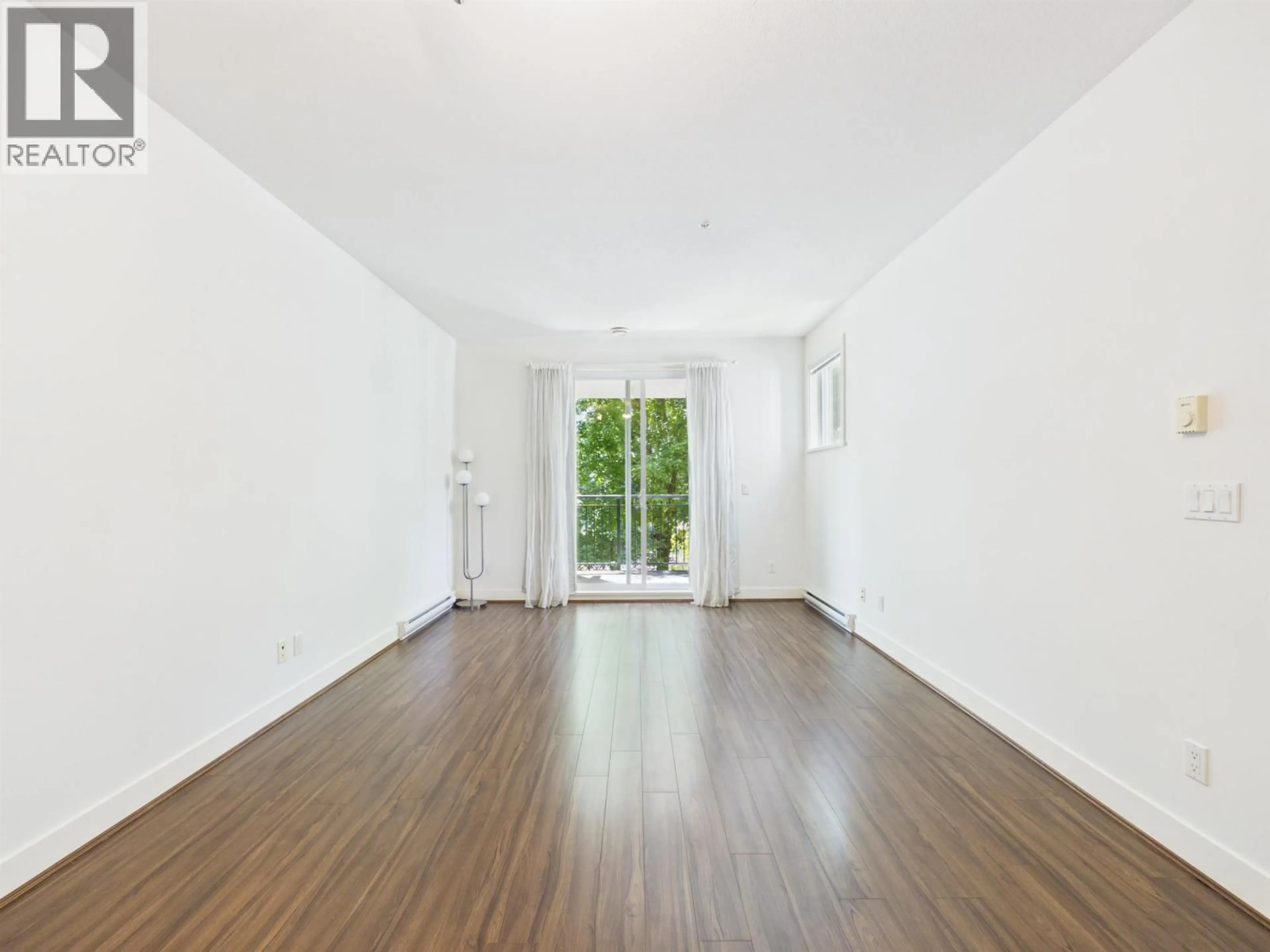 A pic of a room for 224 - 5788 SIDLEY STREET, Burnaby British Columbia V5J0E4