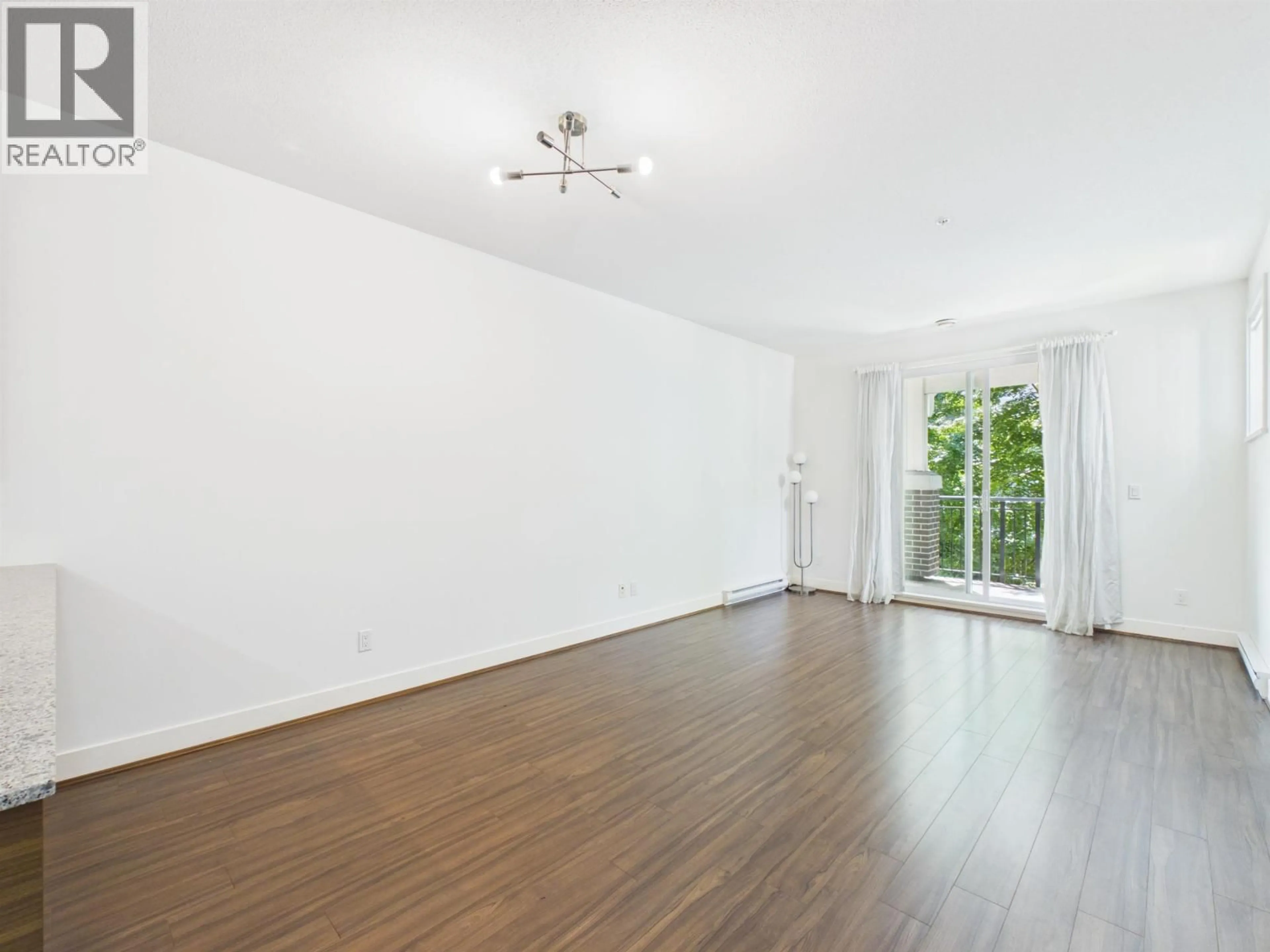A pic of a room for 224 - 5788 SIDLEY STREET, Burnaby British Columbia V5J0E4