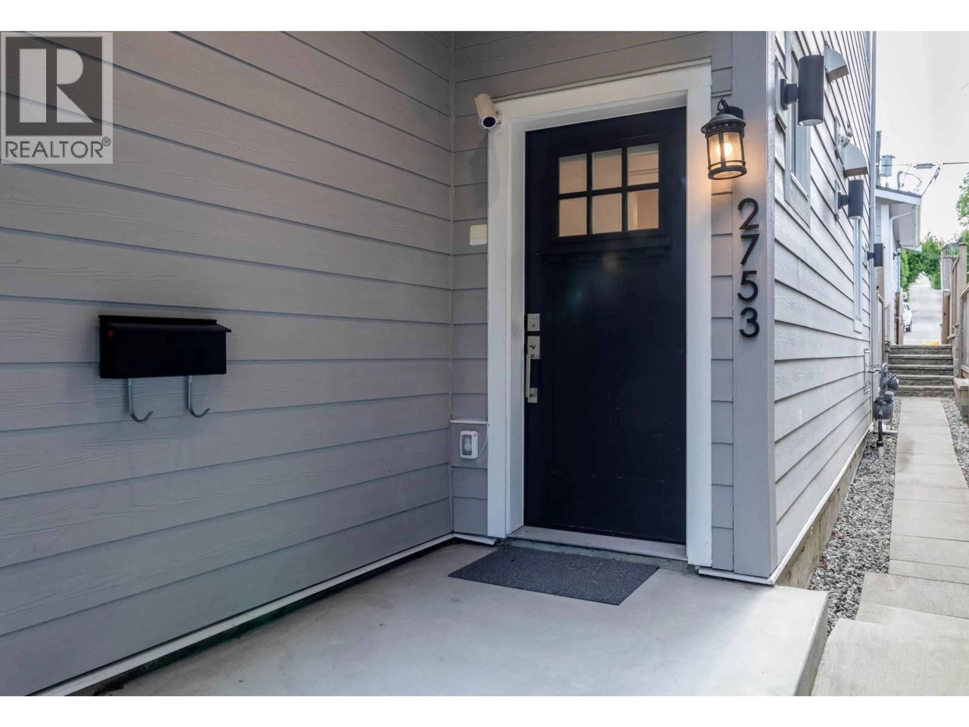 Indoor entryway for 2753 ALMA STREET, Vancouver British Columbia V6R3S3