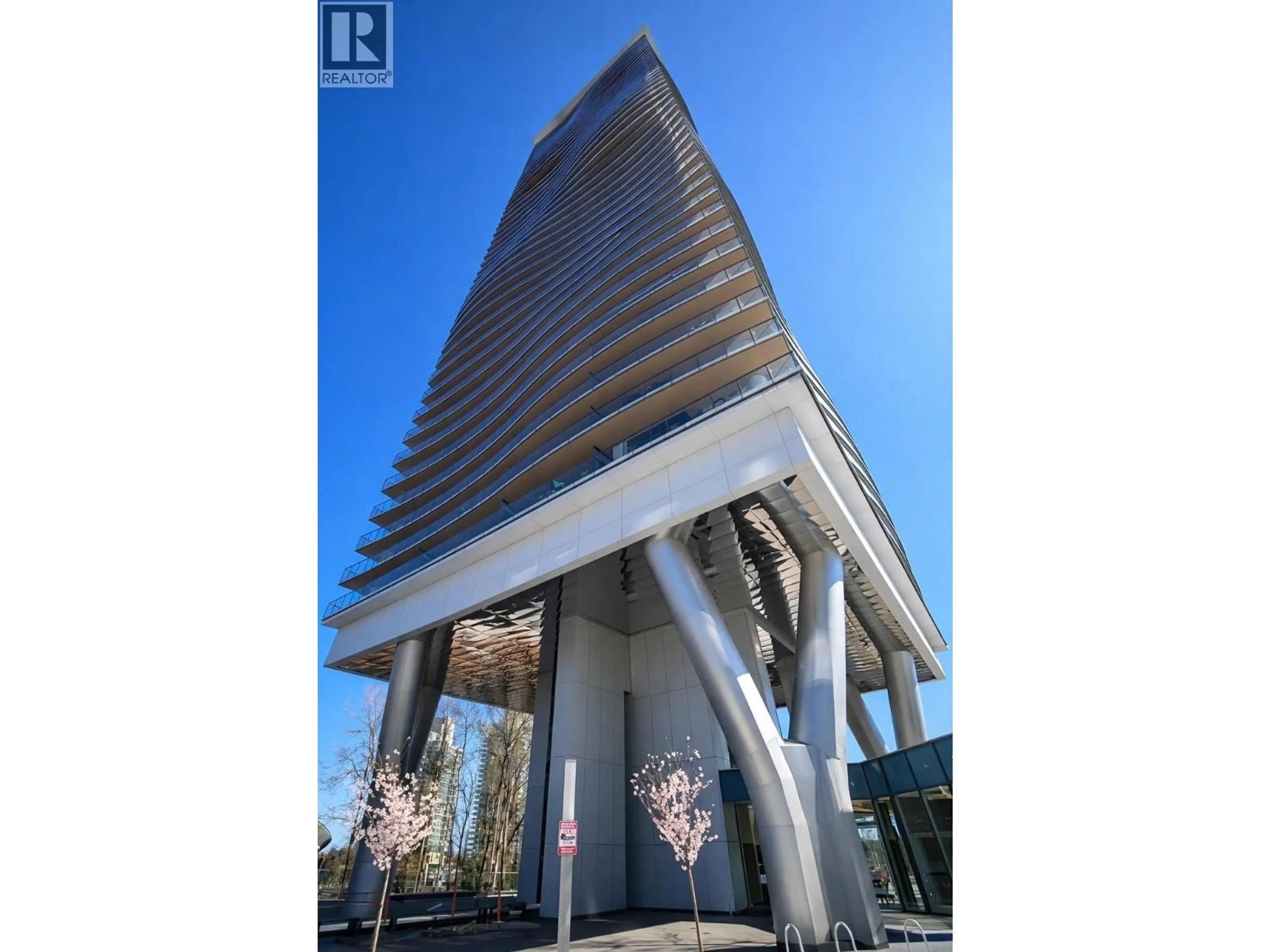 Indoor foyer for 4307 - 4890 LOUGHEED HIGHWAY, Burnaby British Columbia V5C0N2