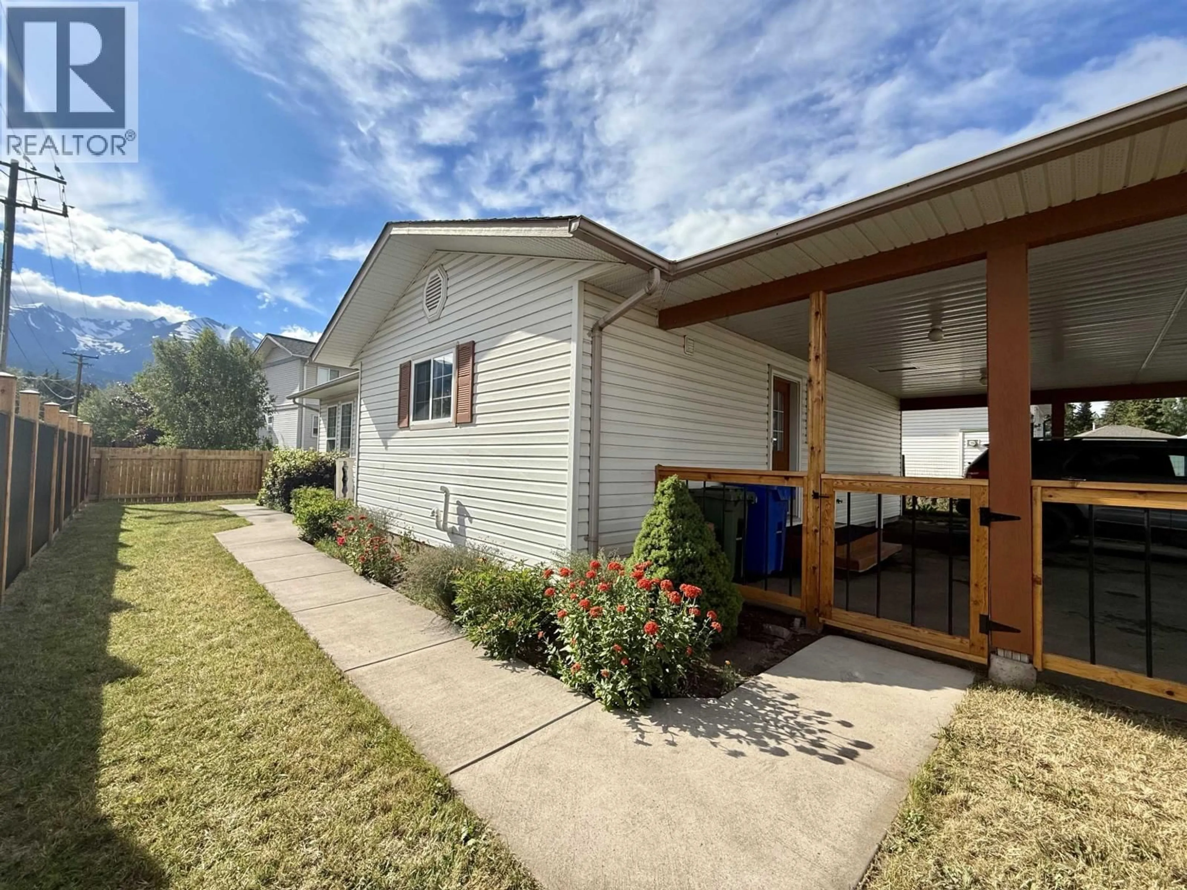 Home with vinyl exterior material, street for 4215 MOUNTAINVIEW CRESCENT, Smithers British Columbia V0J2N0