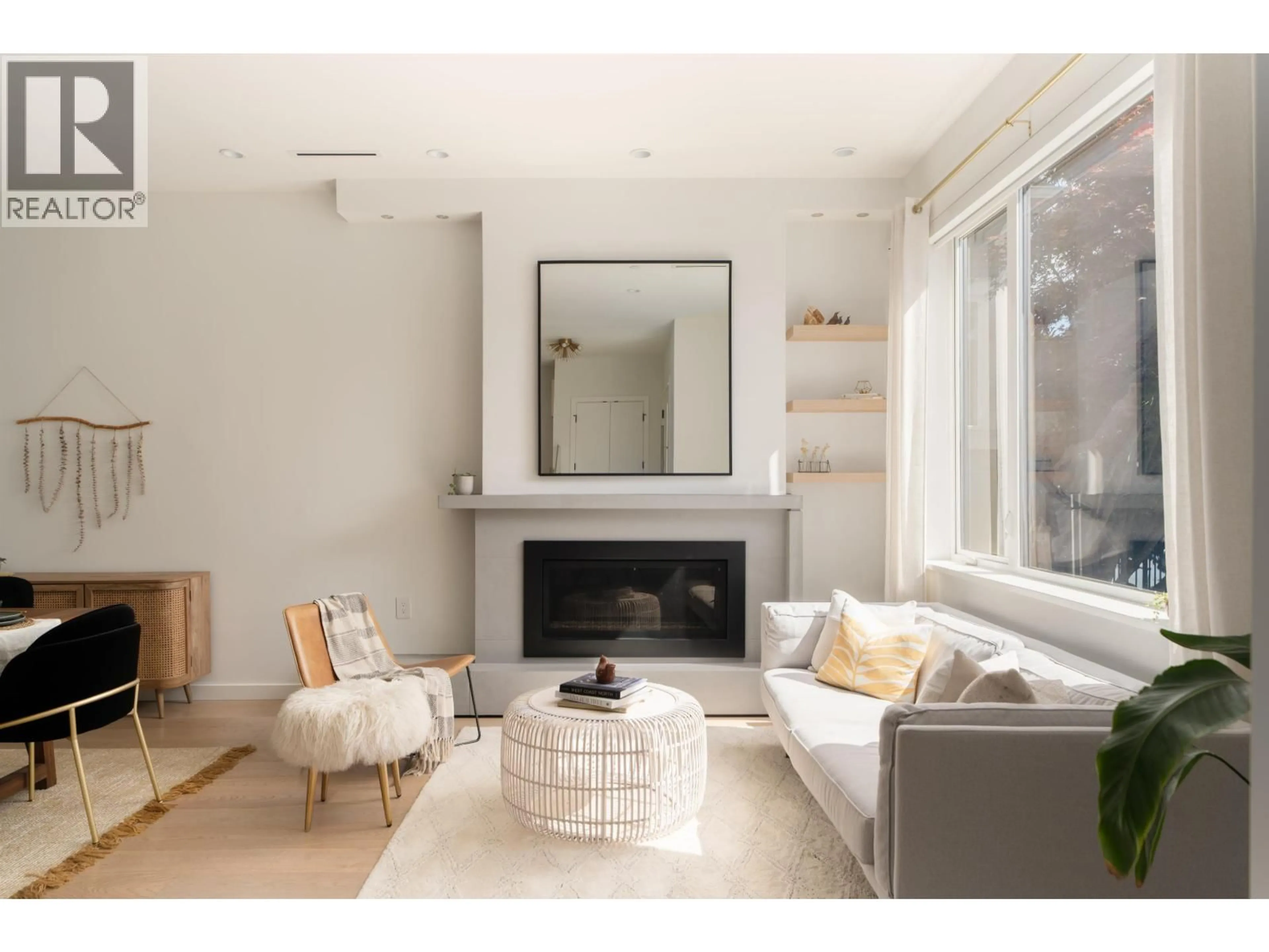 Living room with furniture, unknown for 5325 CHESTER STREET, Vancouver British Columbia V5W3B1