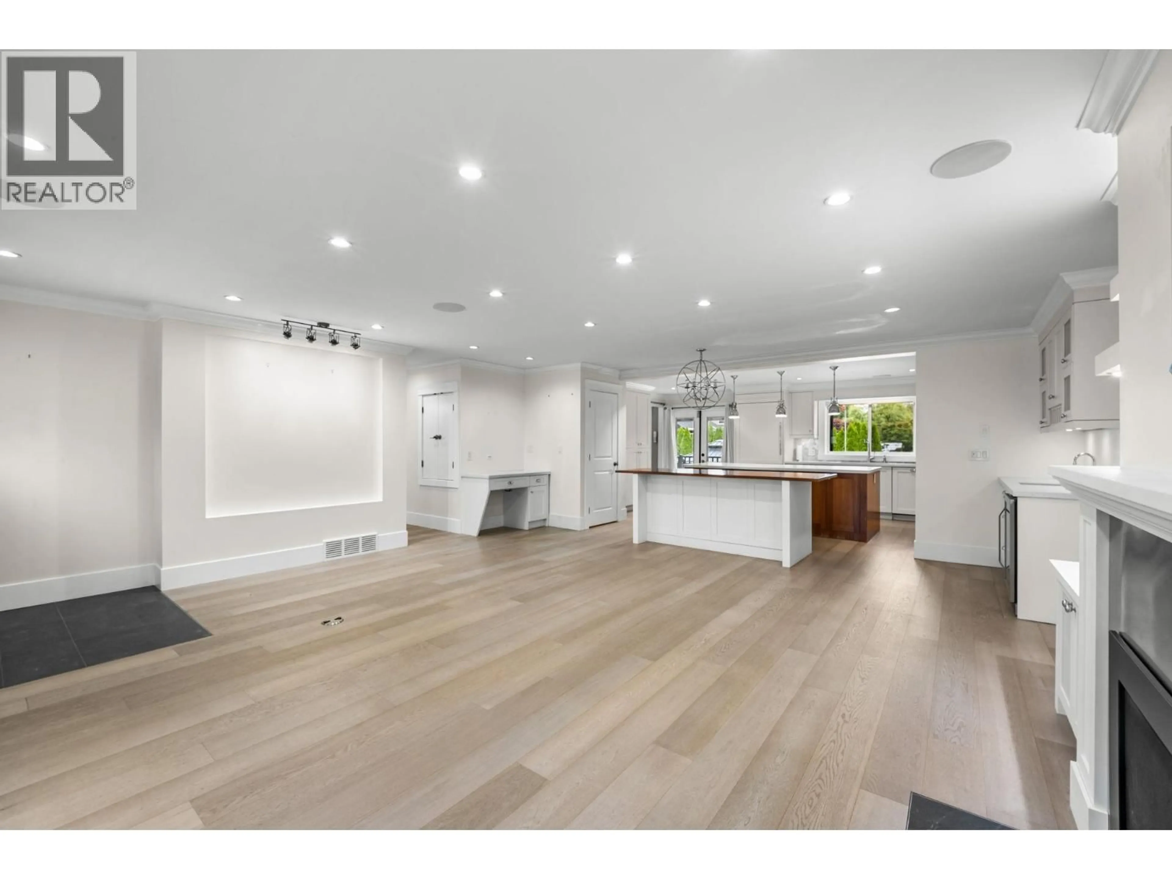 Unknown for 1660 CHARLAND AVENUE, Coquitlam British Columbia V3K3L7