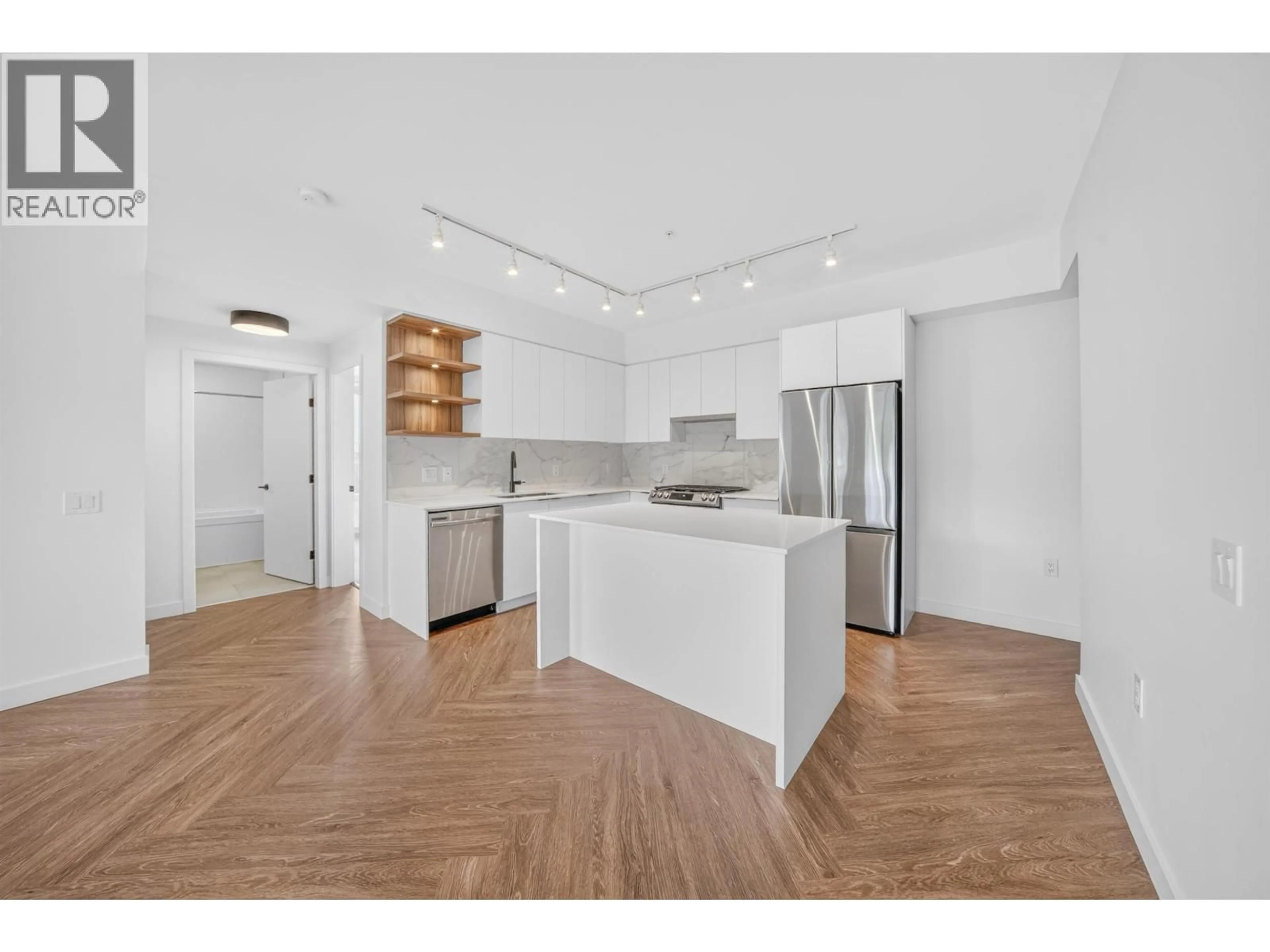 Open concept kitchen, unknown for 506 - 3229 ST JOHNS STREET, Port Moody British Columbia V3H0M4