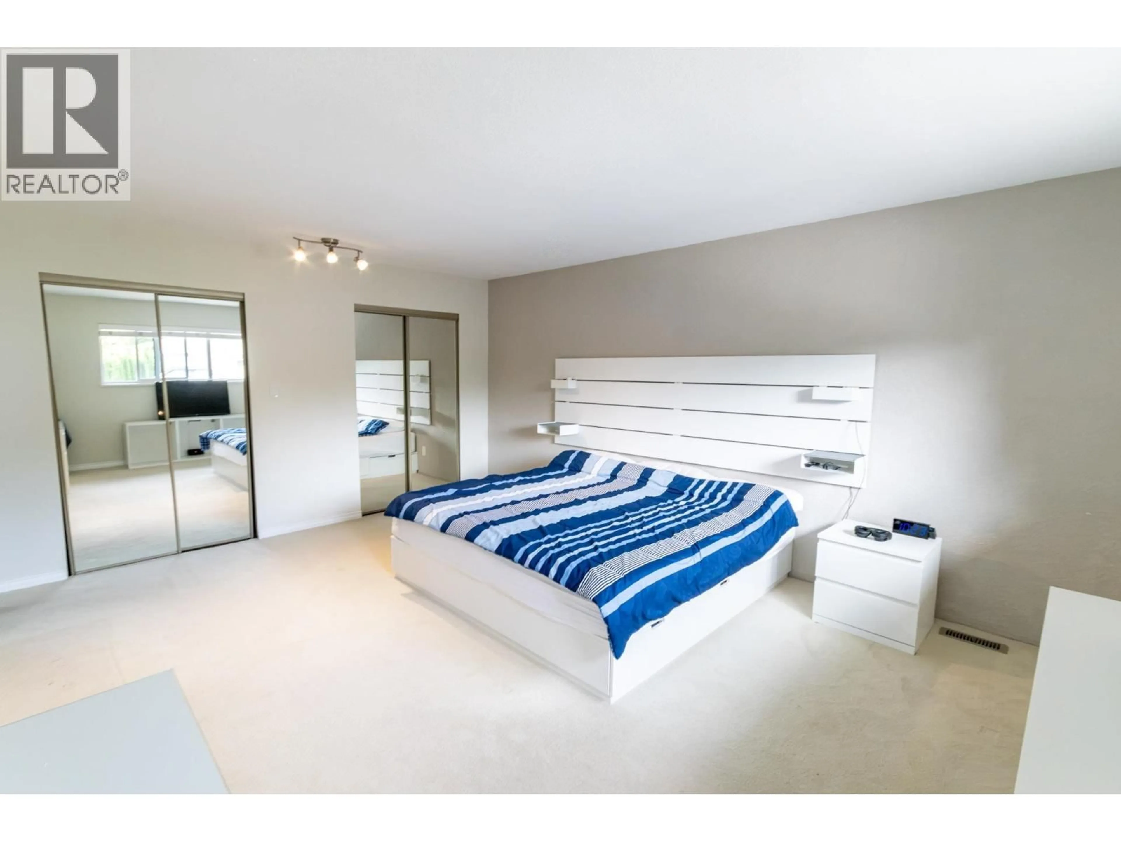 Bedroom with bed, unknown for 1410 LANSDOWNE DRIVE, Coquitlam British Columbia V3E1Y4
