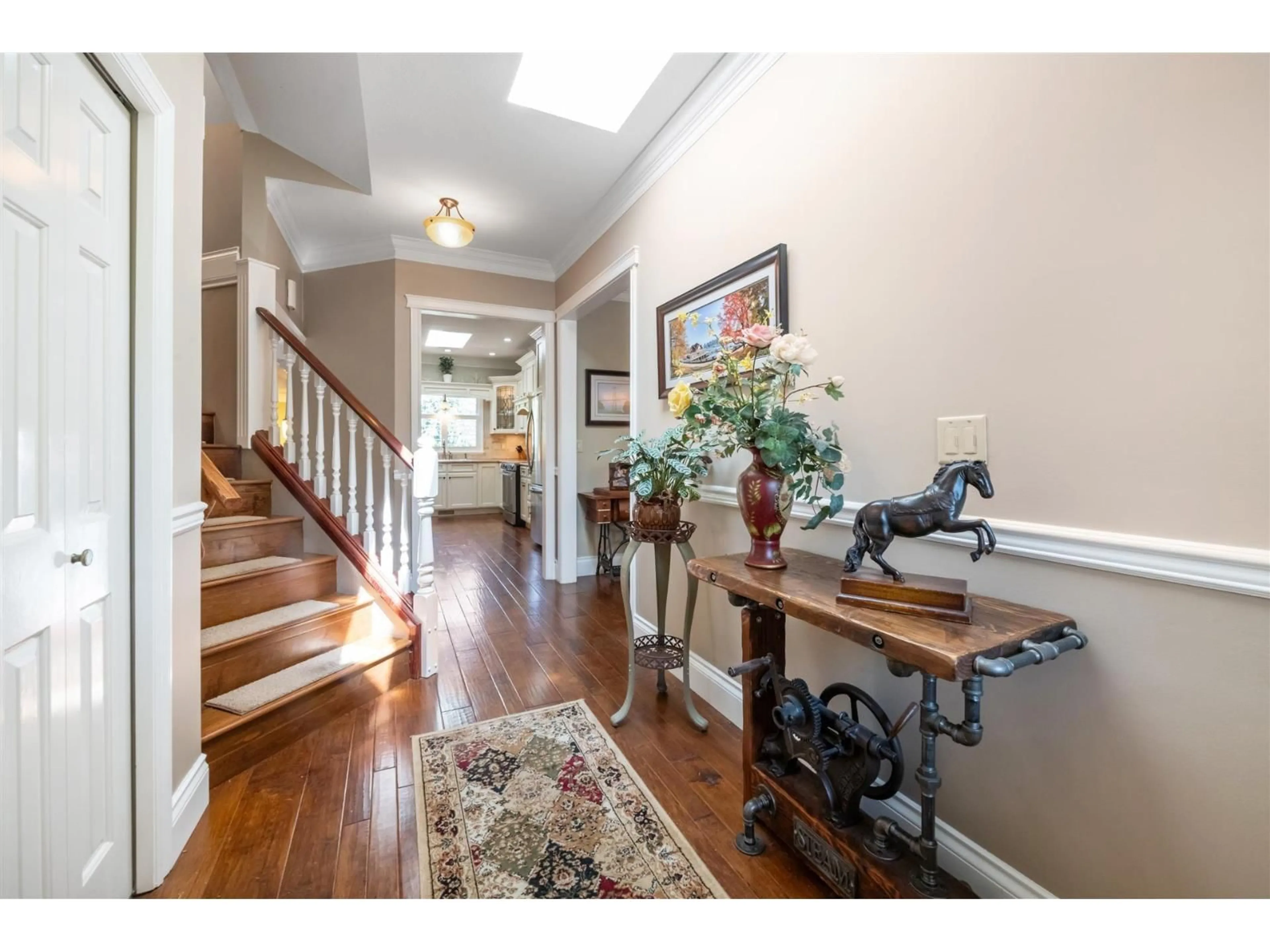 Indoor entryway for 15239 29A AVENUE, Surrey British Columbia V4P1G7