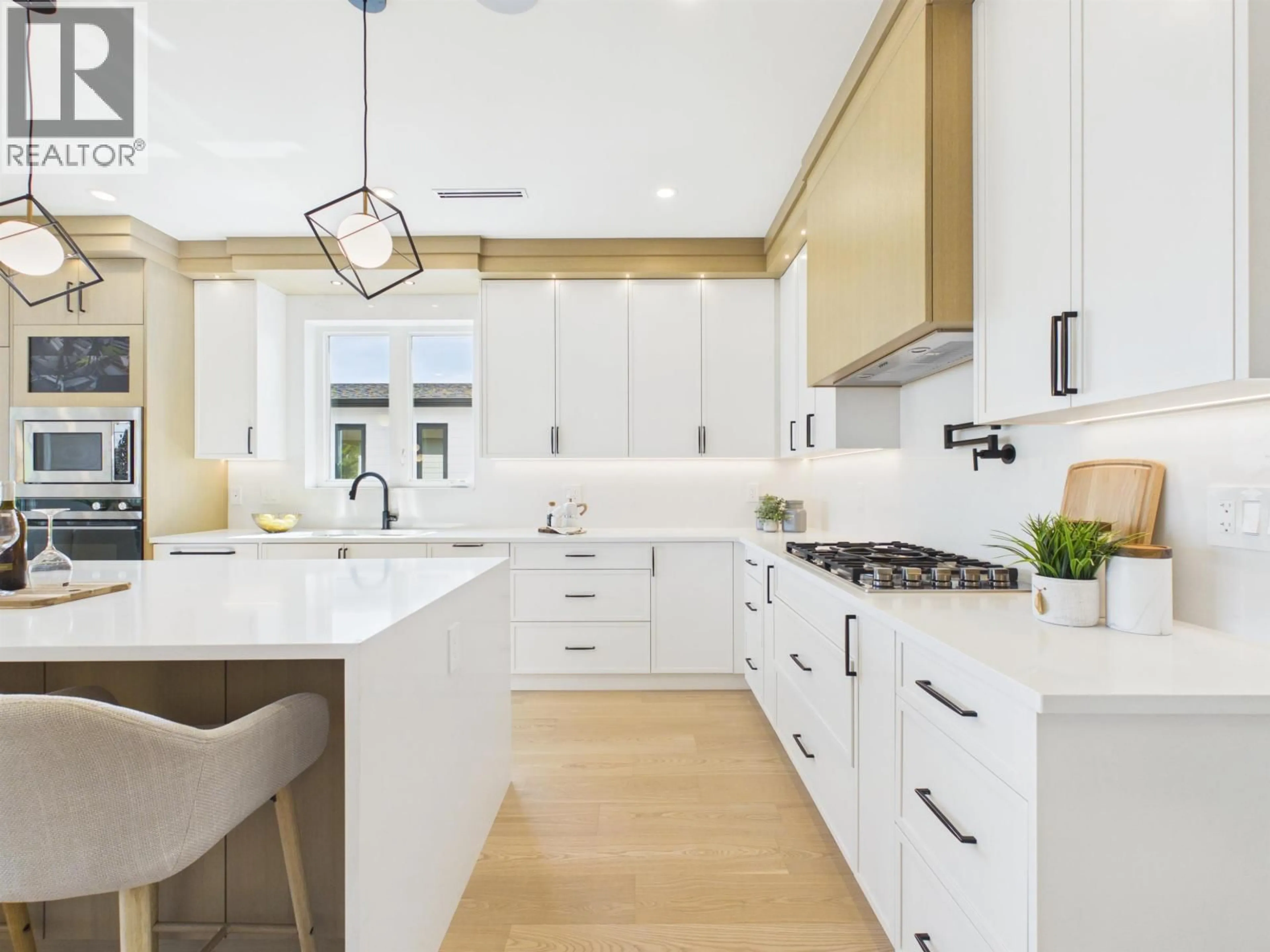 Contemporary kitchen, ceramic/tile floor for 217 E EIGHTH AVENUE, New Westminster British Columbia V3L4K1