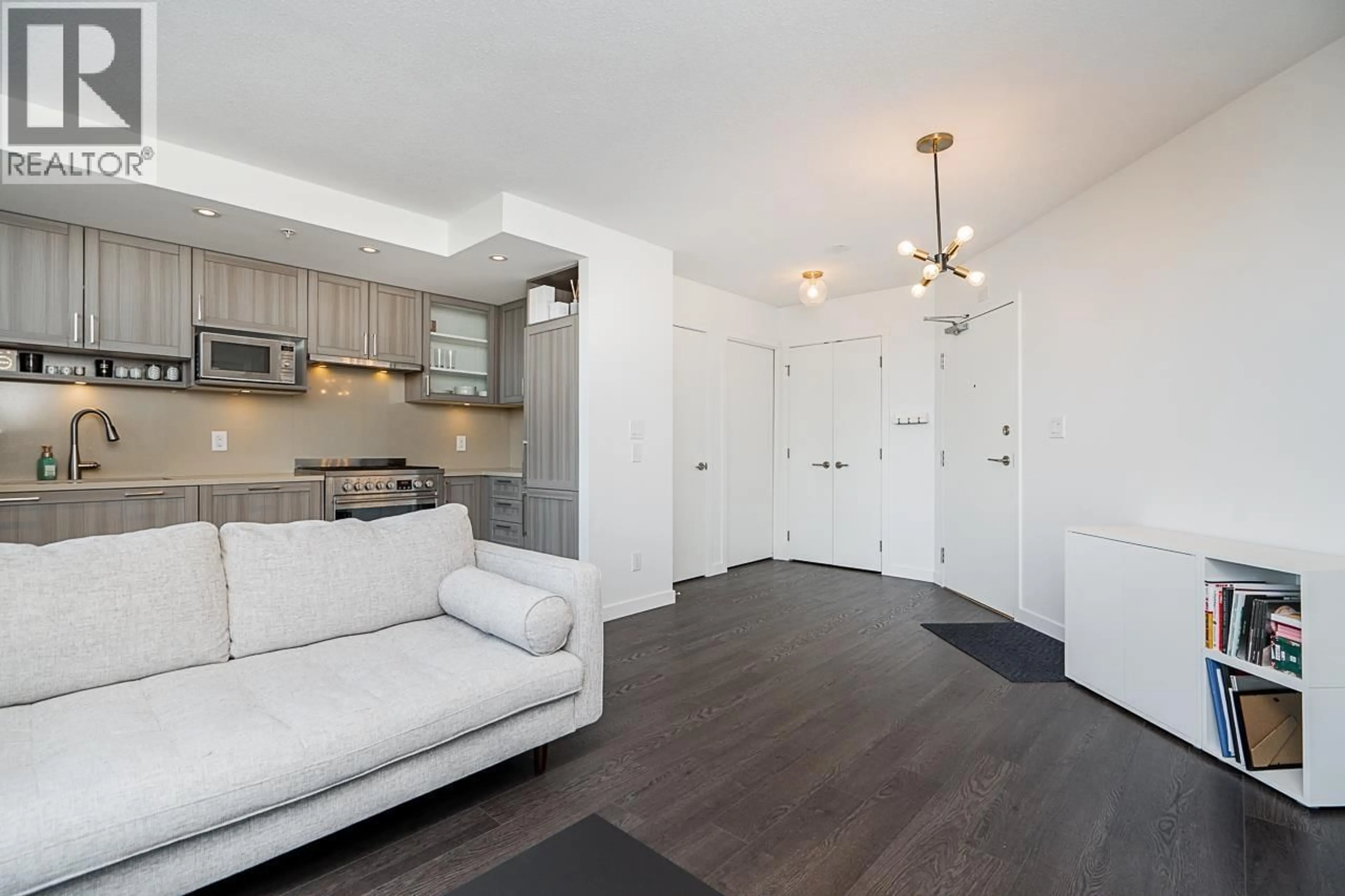 Living room with furniture, unknown for 1006 - 5470 ORMIDALE STREET, Vancouver British Columbia V5R0G6