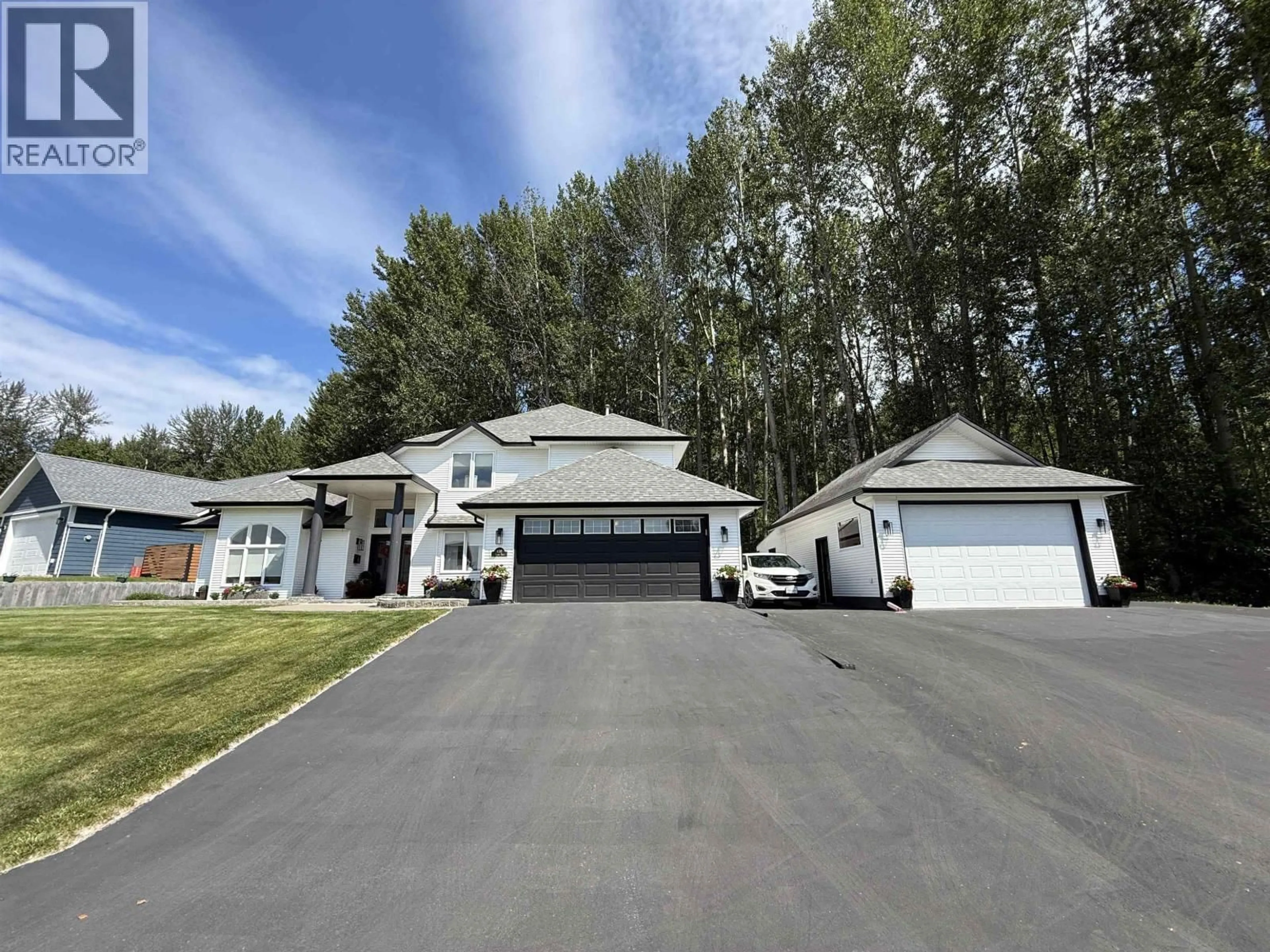 Indoor garage for 108 LAWLOR DRIVE, Quesnel British Columbia V2J5X5