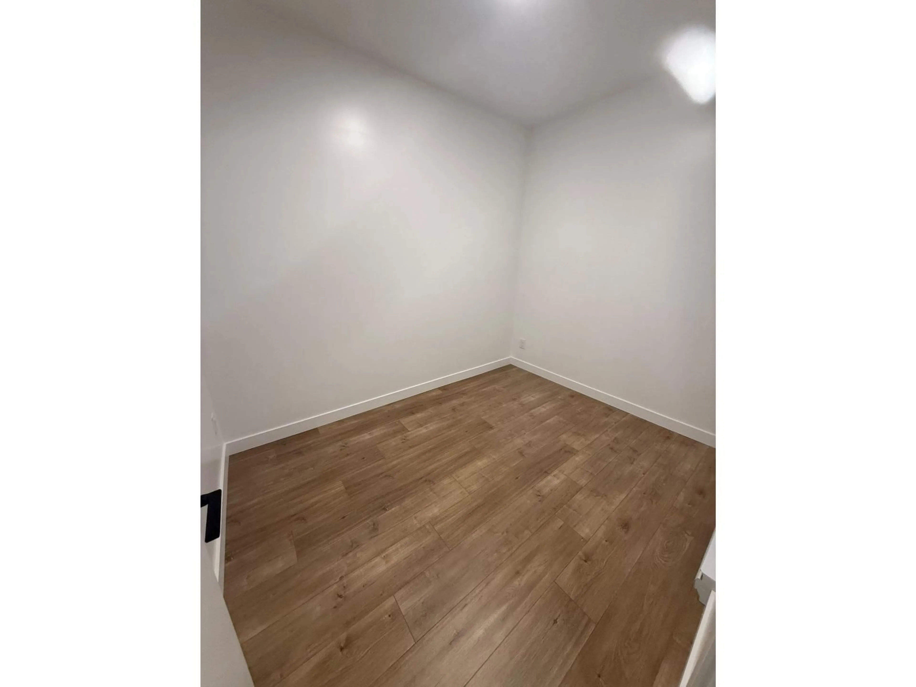 A pic of a room for 213 - 14398 60 AVE STREET, Surrey British Columbia V3X2N5