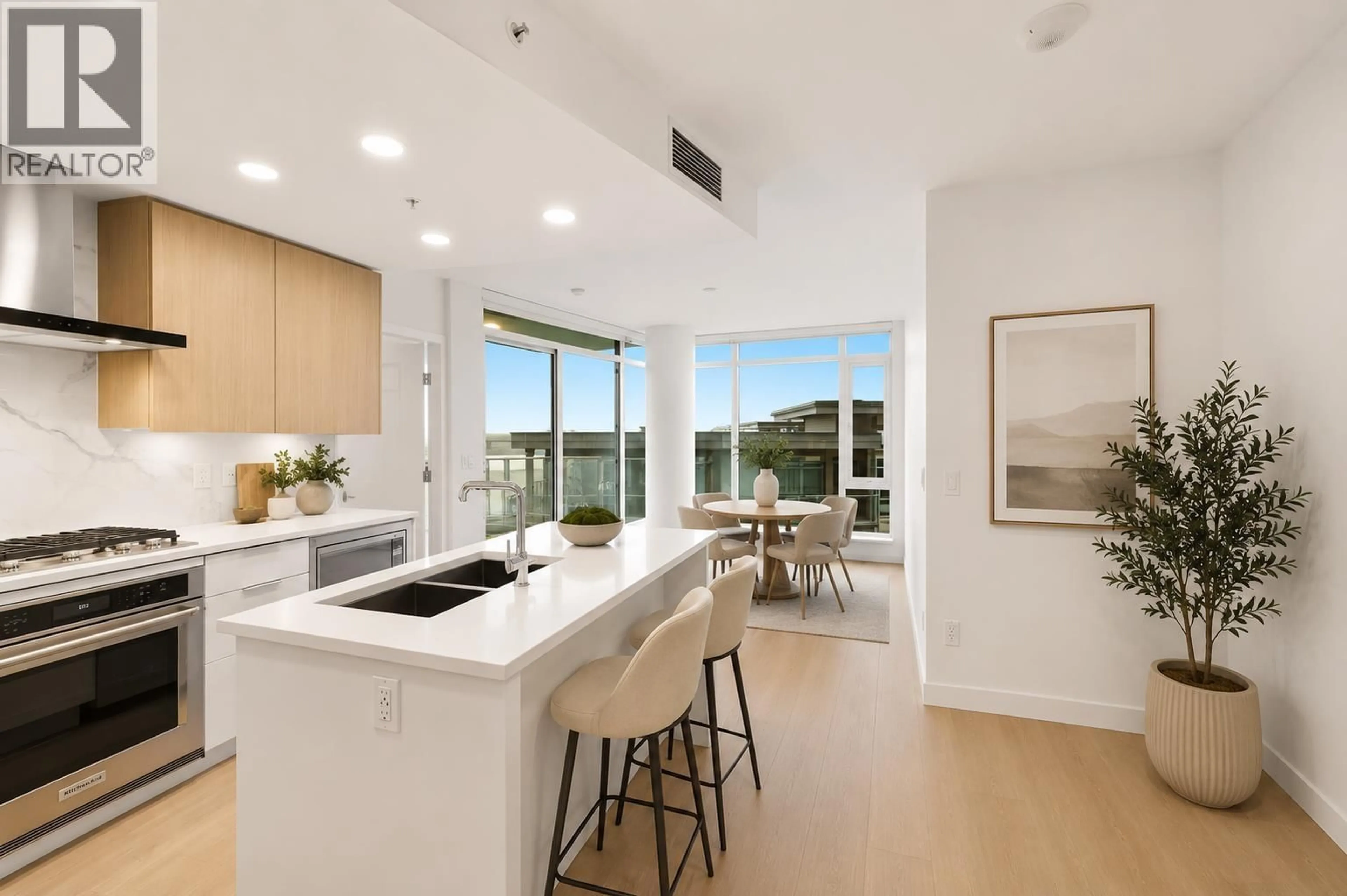 Open concept kitchen, unknown for 407 - 7769 PARK CRESCENT, Burnaby British Columbia V3N0J7