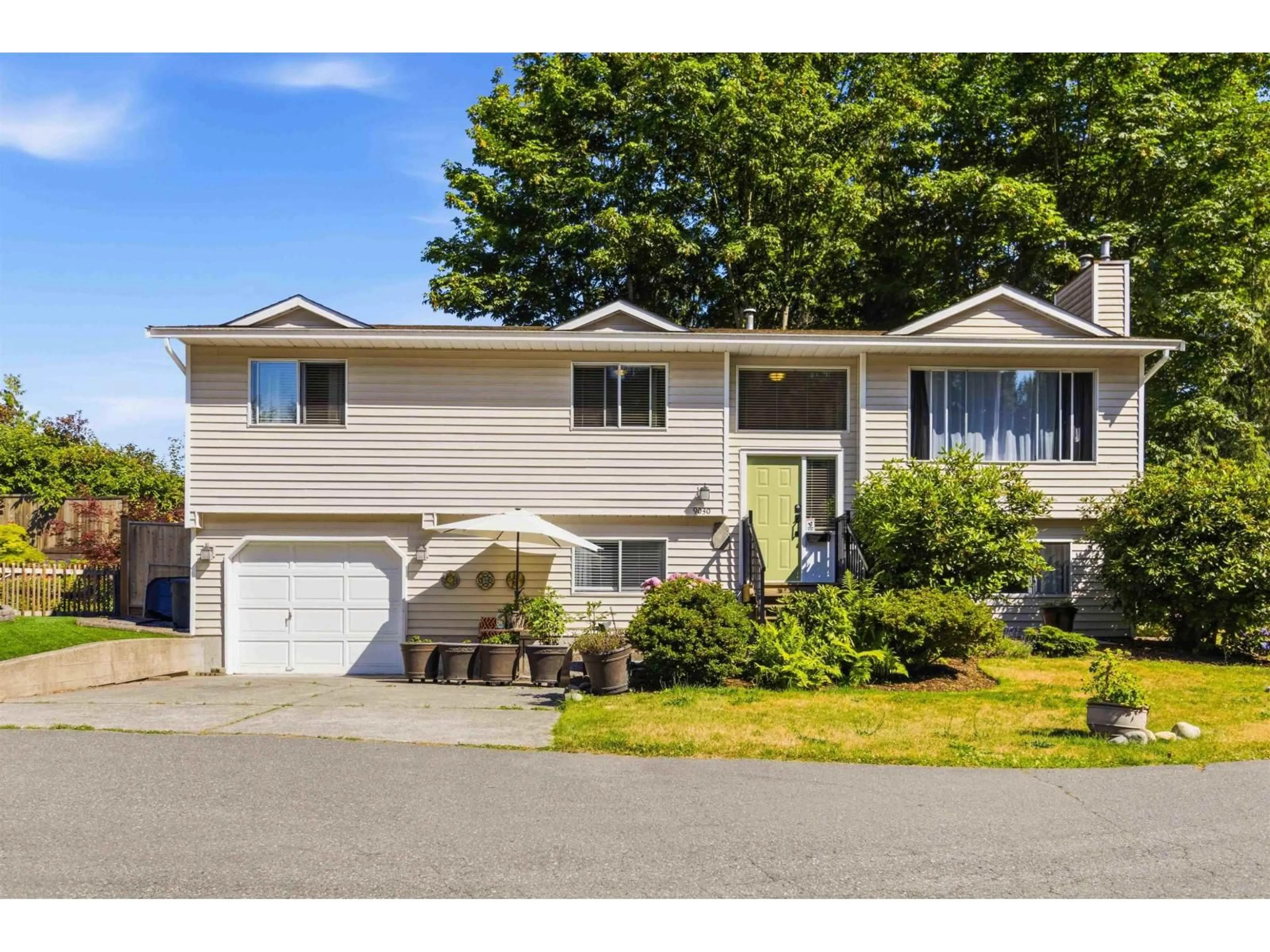 Home with vinyl exterior material, street for 9030 JAMES PLACE, Delta British Columbia V4C2R8