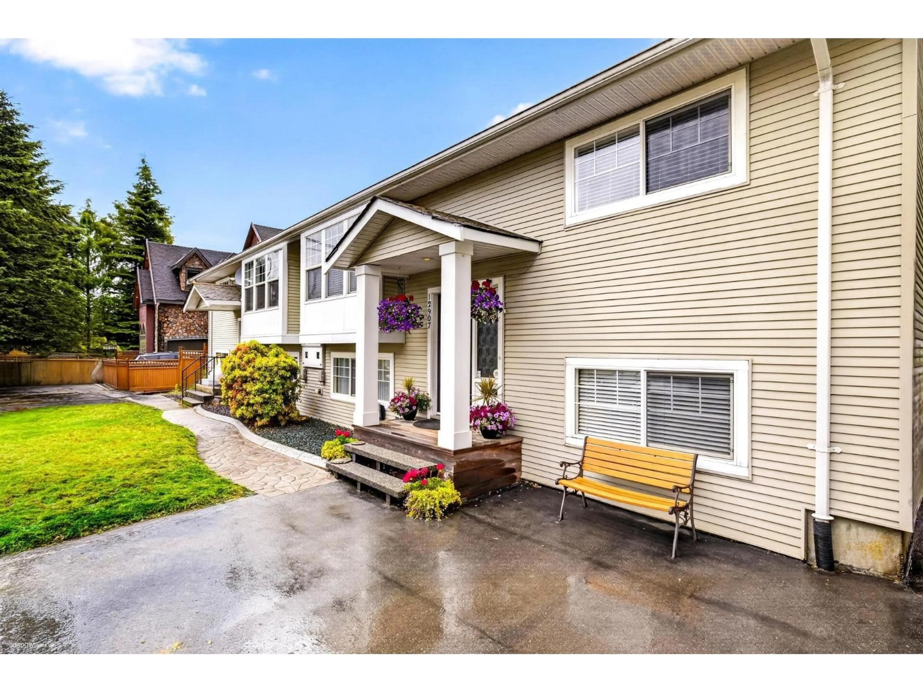 Patio, street for 12905 99 AVENUE, Surrey British Columbia V3T1E6