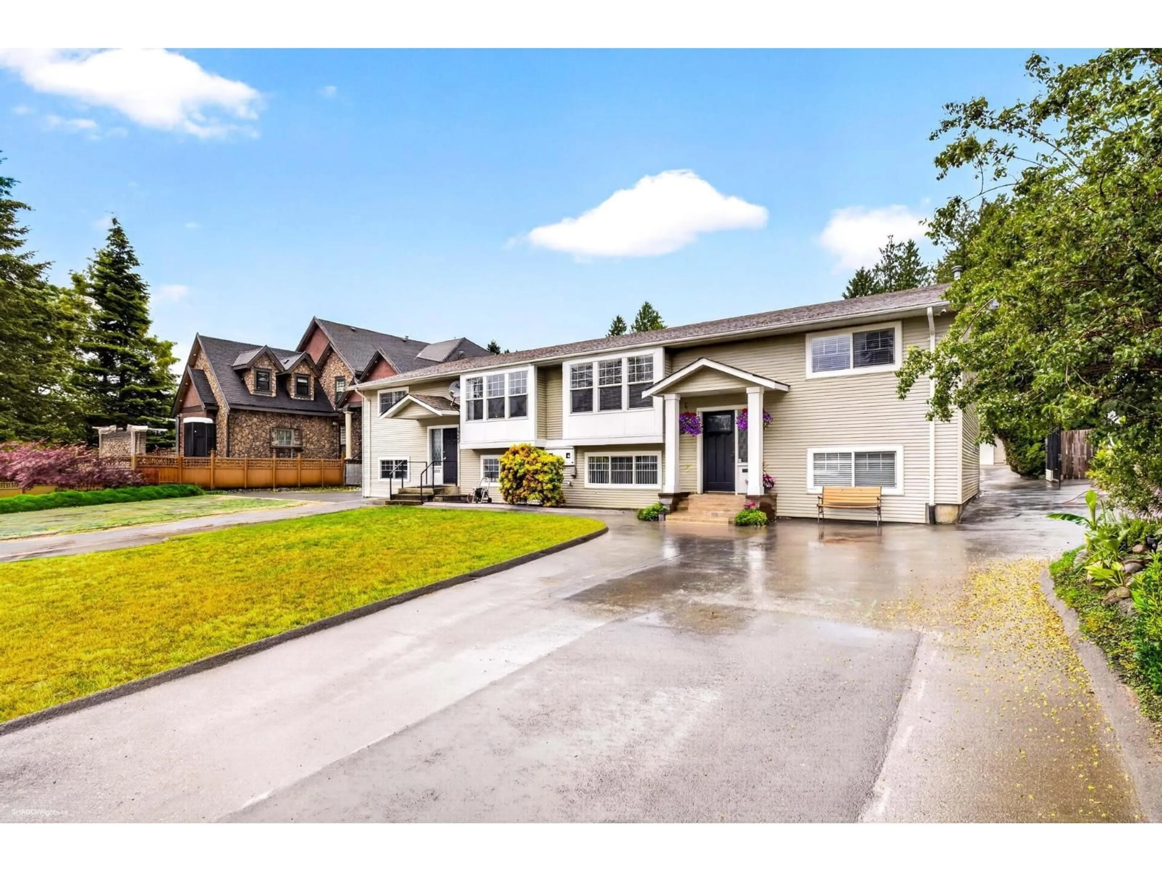 Unknown for 12905 99 AVENUE, Surrey British Columbia V3T1E6