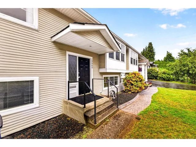 12905 99 AVENUE, Surrey 4