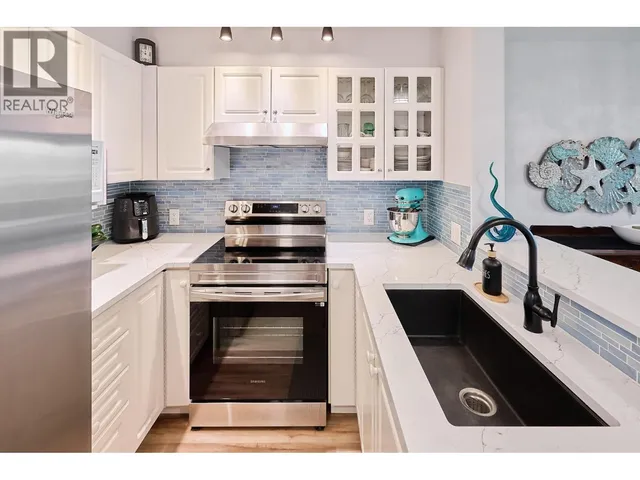 305 - 155 3RD STREET, North Vancouver 3