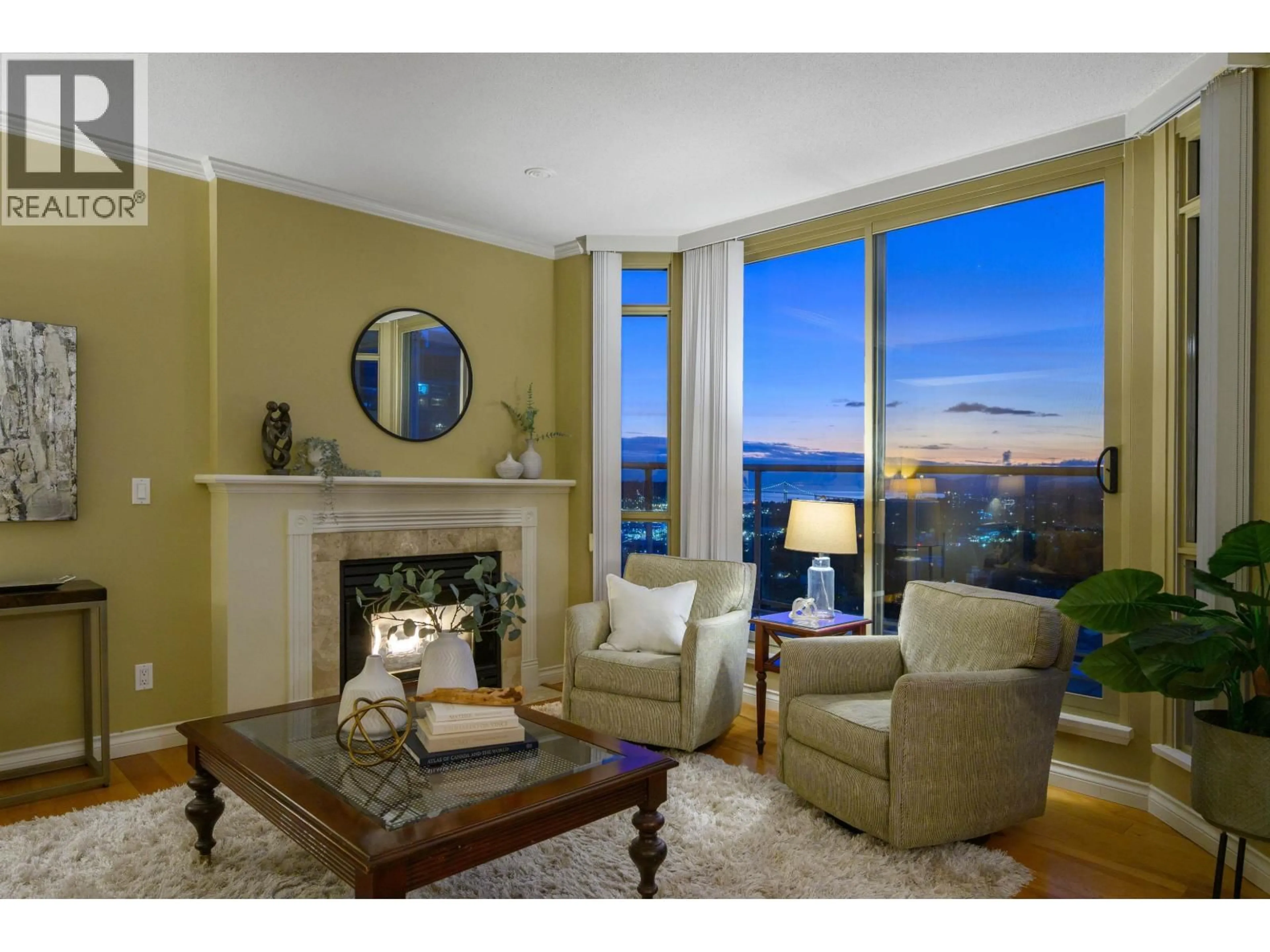 Living room with furniture, unknown for 1505 - 160 KEITH ROAD, North Vancouver British Columbia V7M3M2