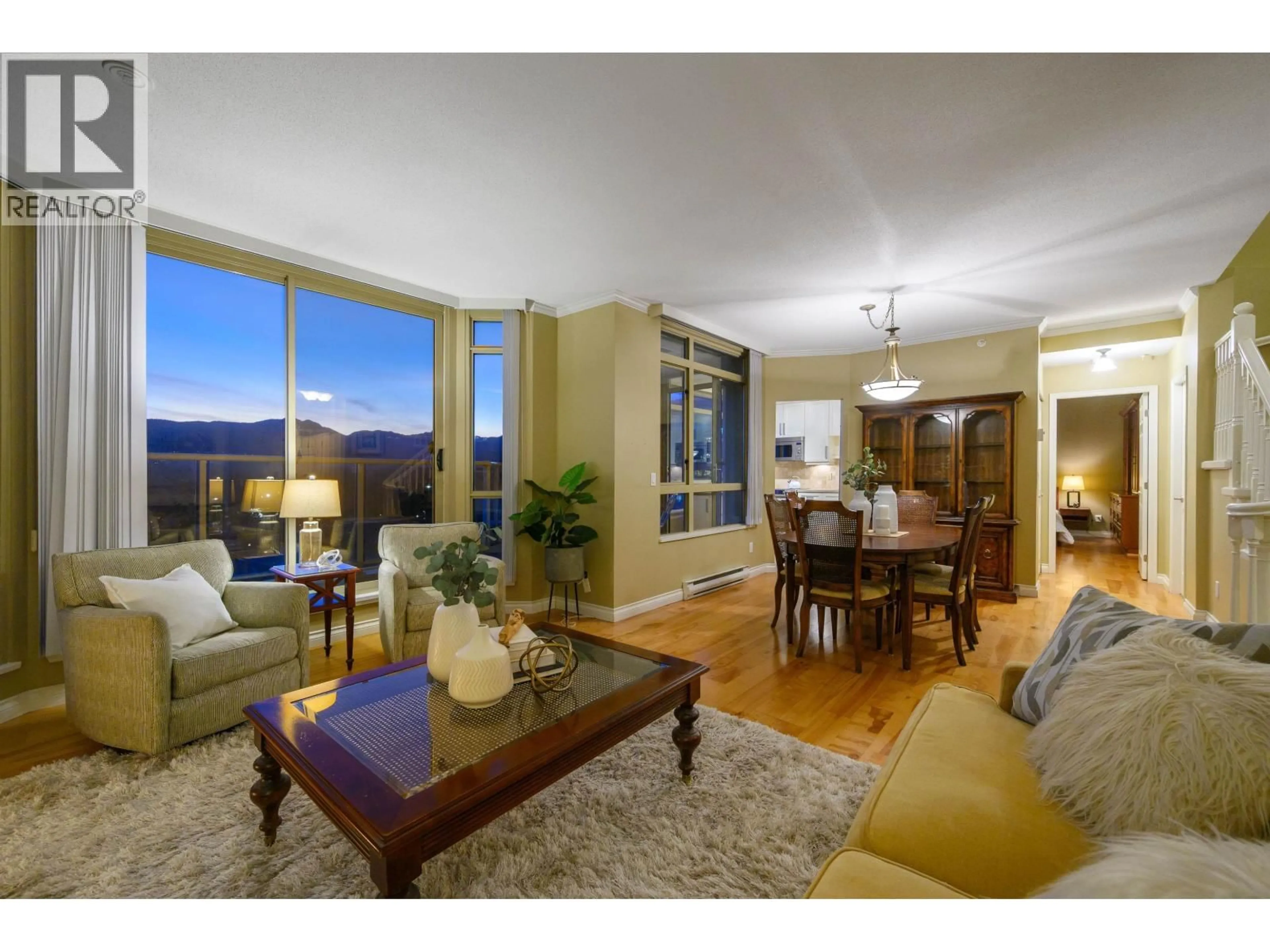 Living room with furniture, wood/laminate floor for 1505 - 160 KEITH ROAD, North Vancouver British Columbia V7M3M2