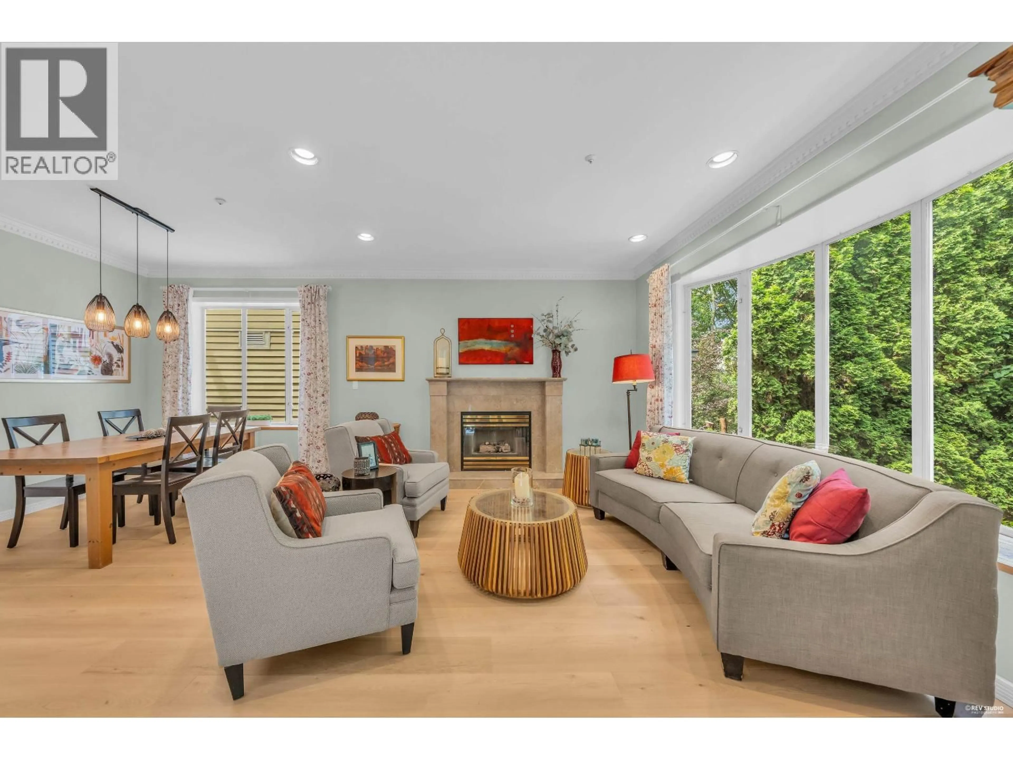 Living room with furniture, unknown for 2030 2ND AVENUE, Vancouver British Columbia V5N1E7