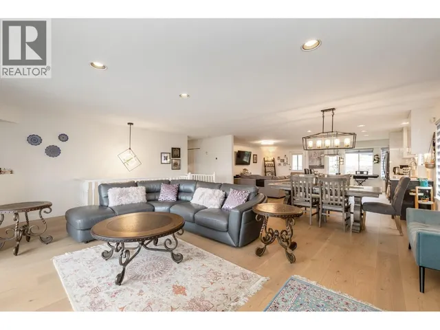 2635 PANORAMA DRIVE, Coquitlam 5