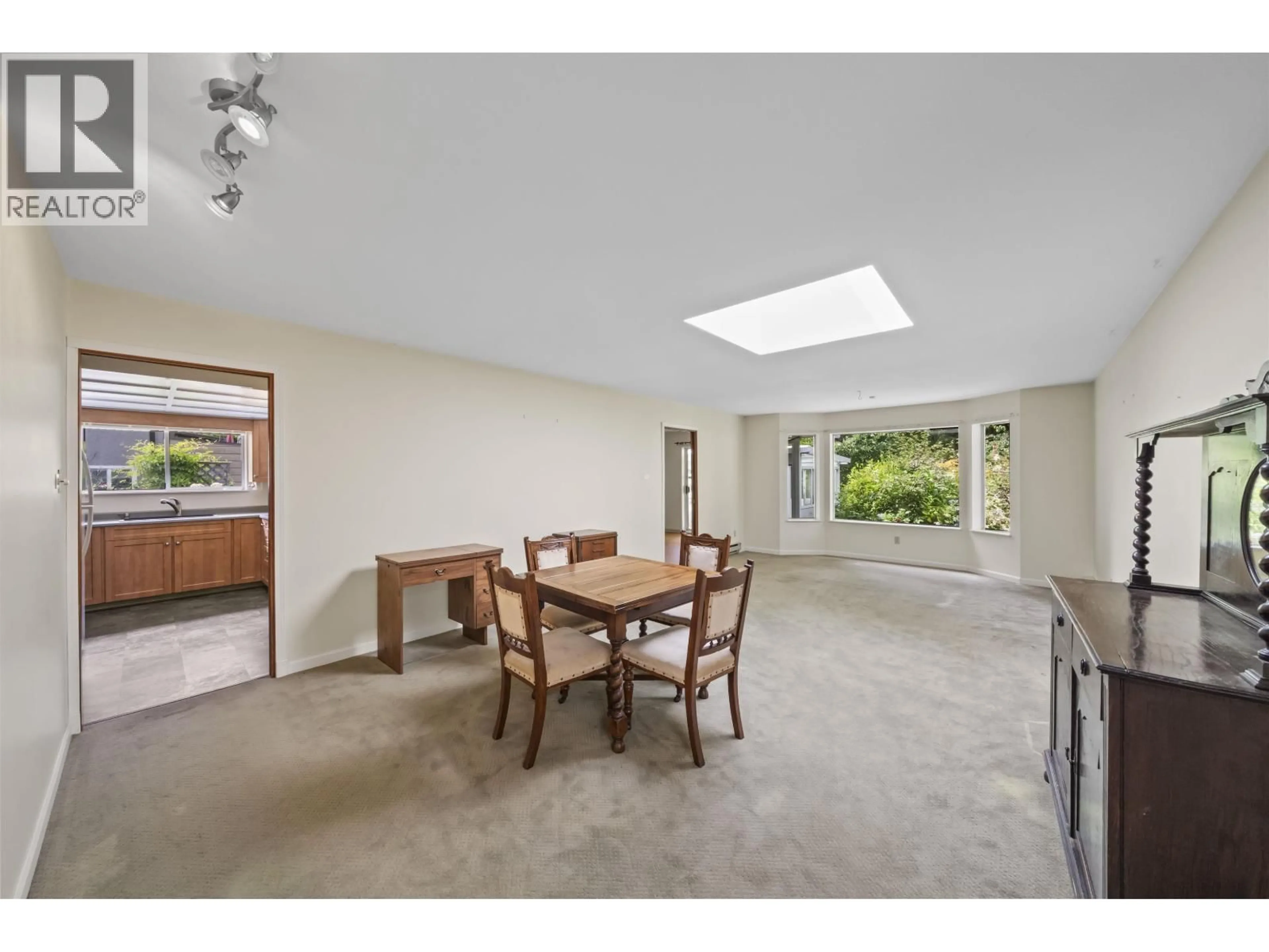 Dining room, unknown for 12495 CARLTON STREET, Maple Ridge British Columbia V4R2H9