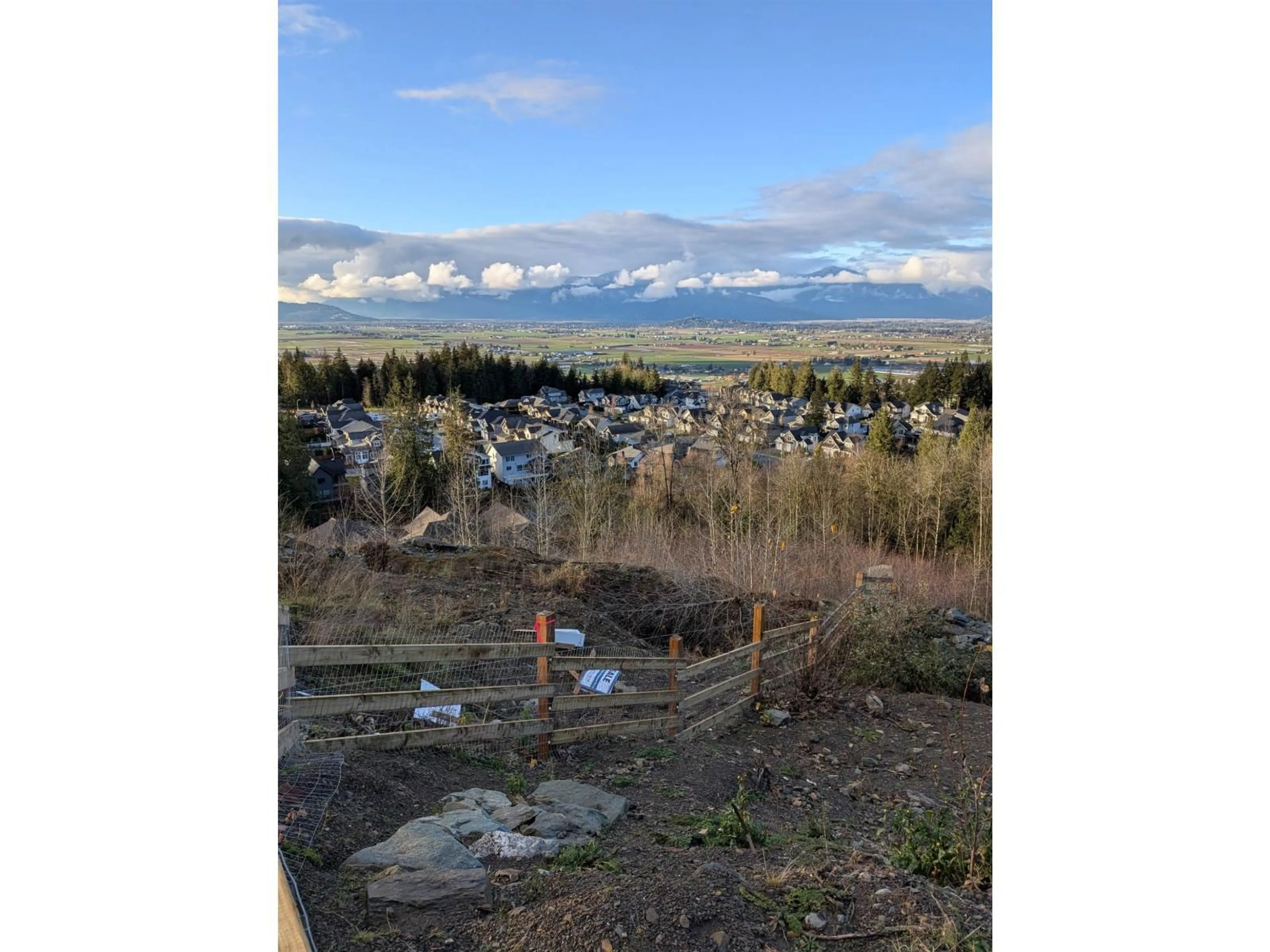 A pic from outside/outdoor area/front of a property/back of a property/a pic from drone, mountain view for 7340 RAMSAY PLACE, Chilliwack British Columbia V4Z1J5