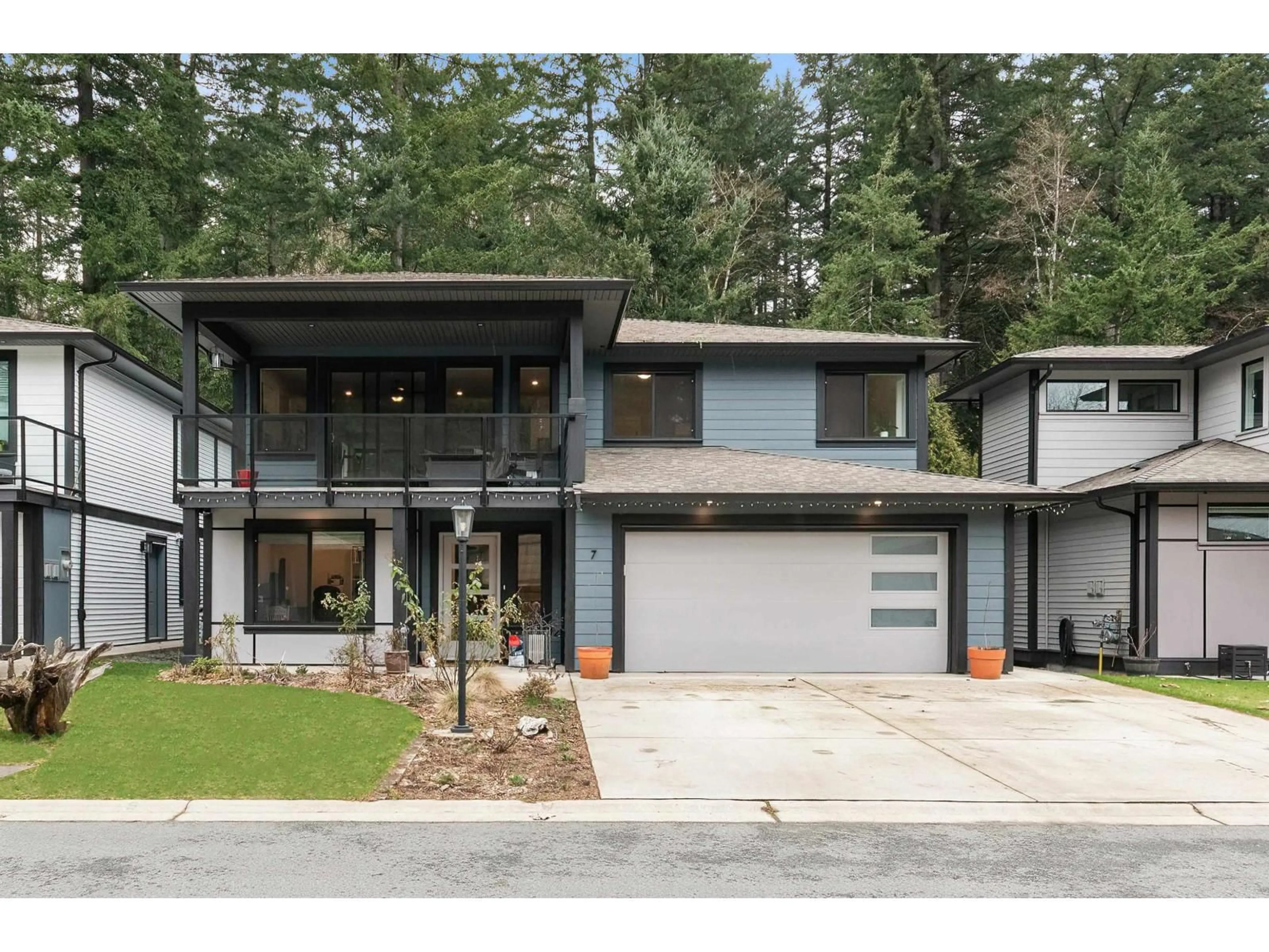 Home with vinyl exterior material, street for 7 - 21196 KETTLE VALLEY ROAD, Hope British Columbia V0X1L1