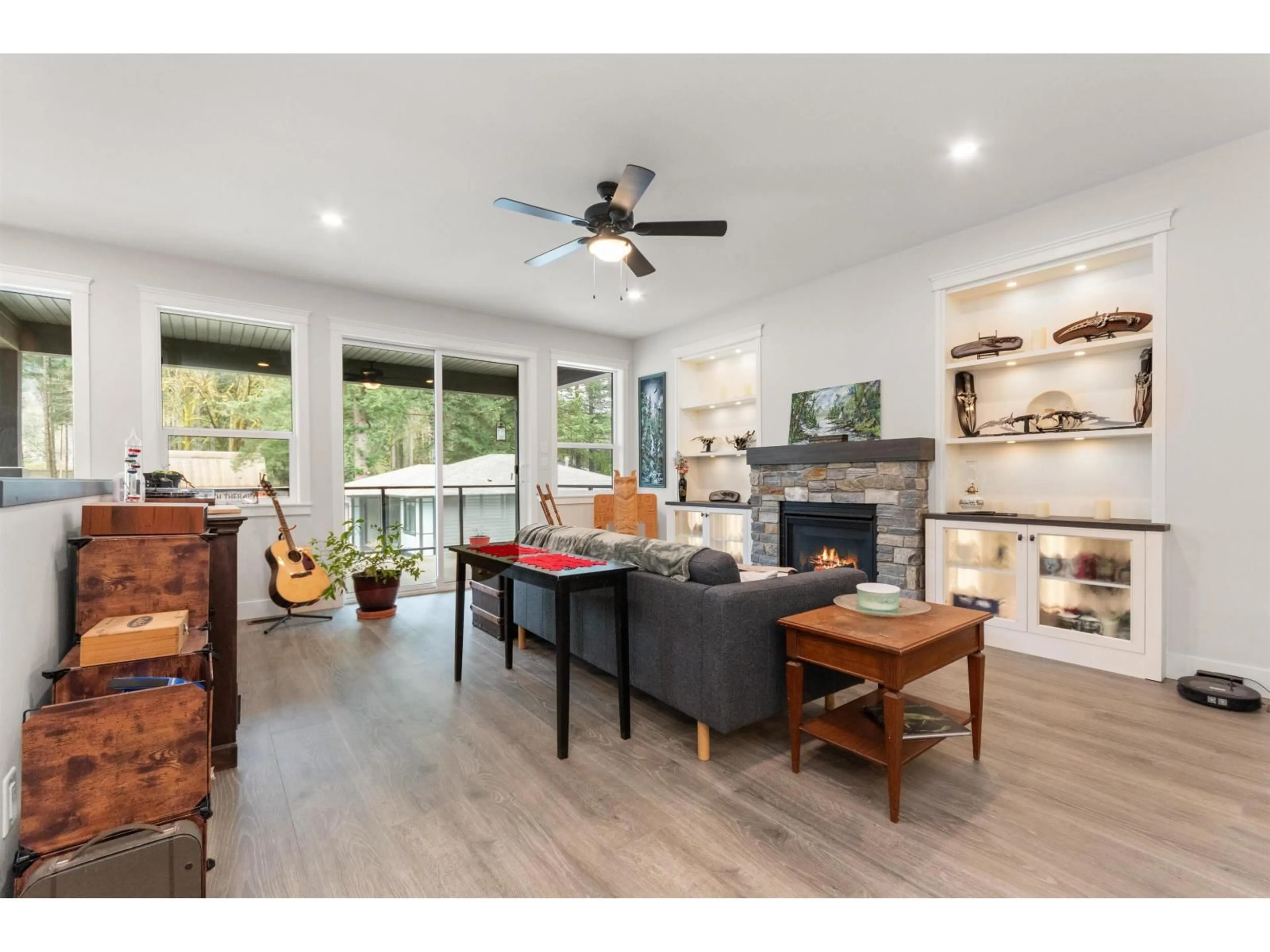 Open concept kitchen, wood/laminate floor for 7 - 21196 KETTLE VALLEY ROAD, Hope British Columbia V0X1L1