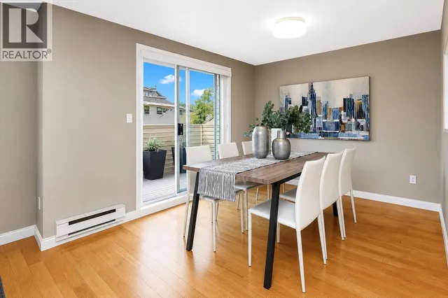 1921 CREELMAN AVENUE, Vancouver 5