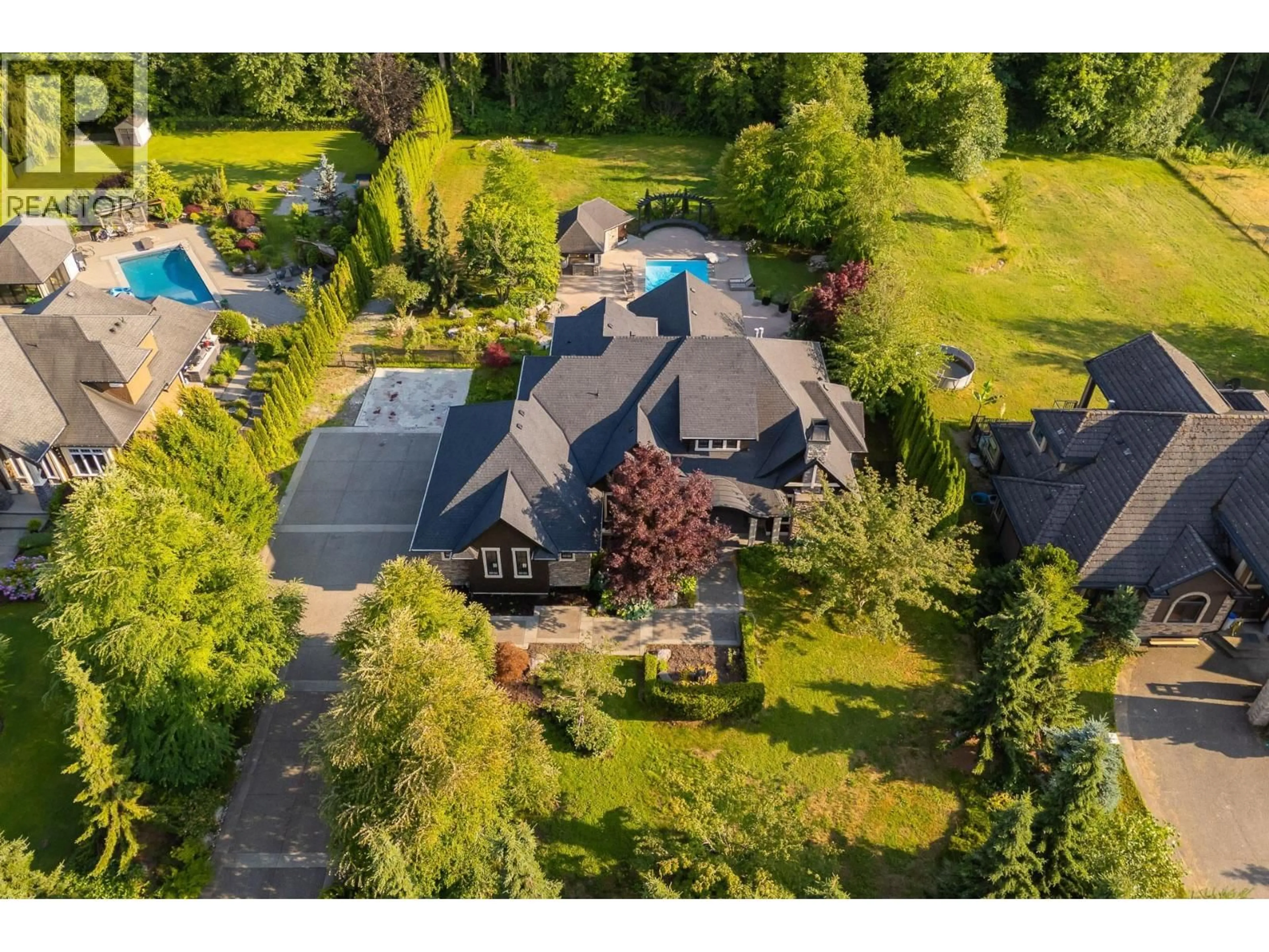 A pic from outside/outdoor area/front of a property/back of a property/a pic from drone, street for 26540 124 AVENUE, Maple Ridge British Columbia V2W0E2