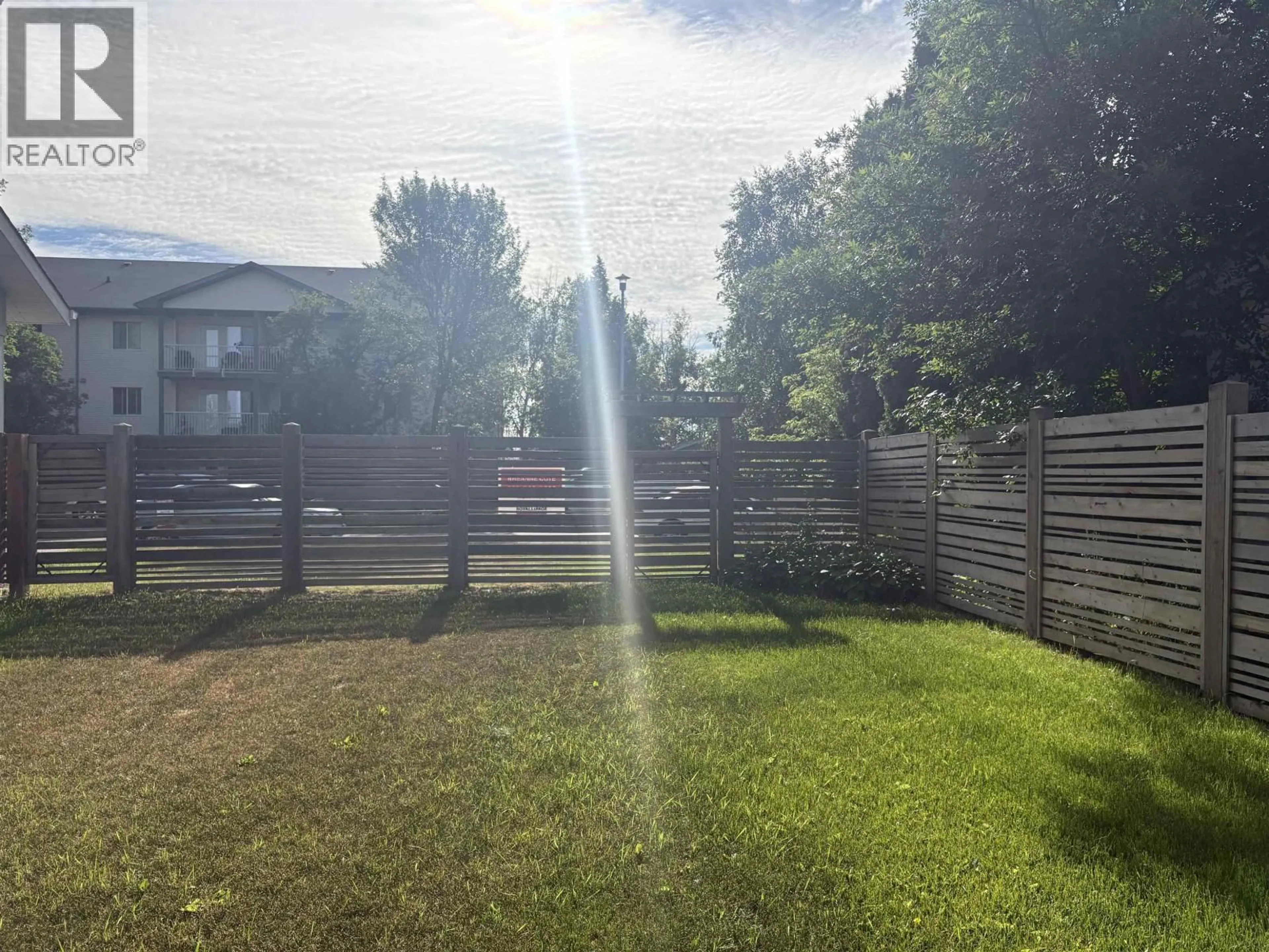 A pic from outside/outdoor area/front of a property/back of a property/a pic from drone, unknown for 977 ALWARD STREET, Prince George British Columbia V2M2E8