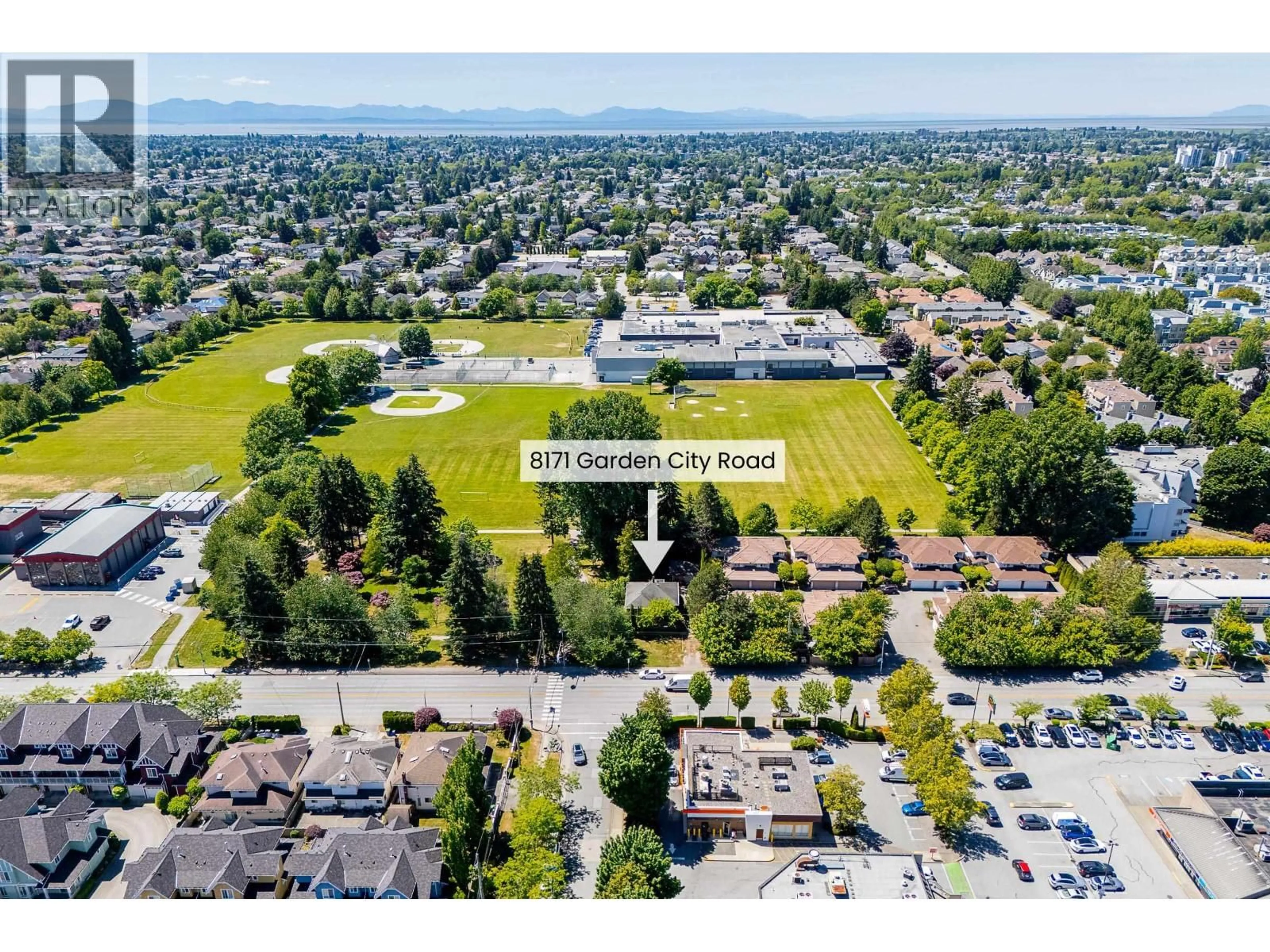 A pic from outside/outdoor area/front of a property/back of a property/a pic from drone, mountain view for 8171 GARDEN CITY ROAD, Richmond British Columbia V6Y2P1