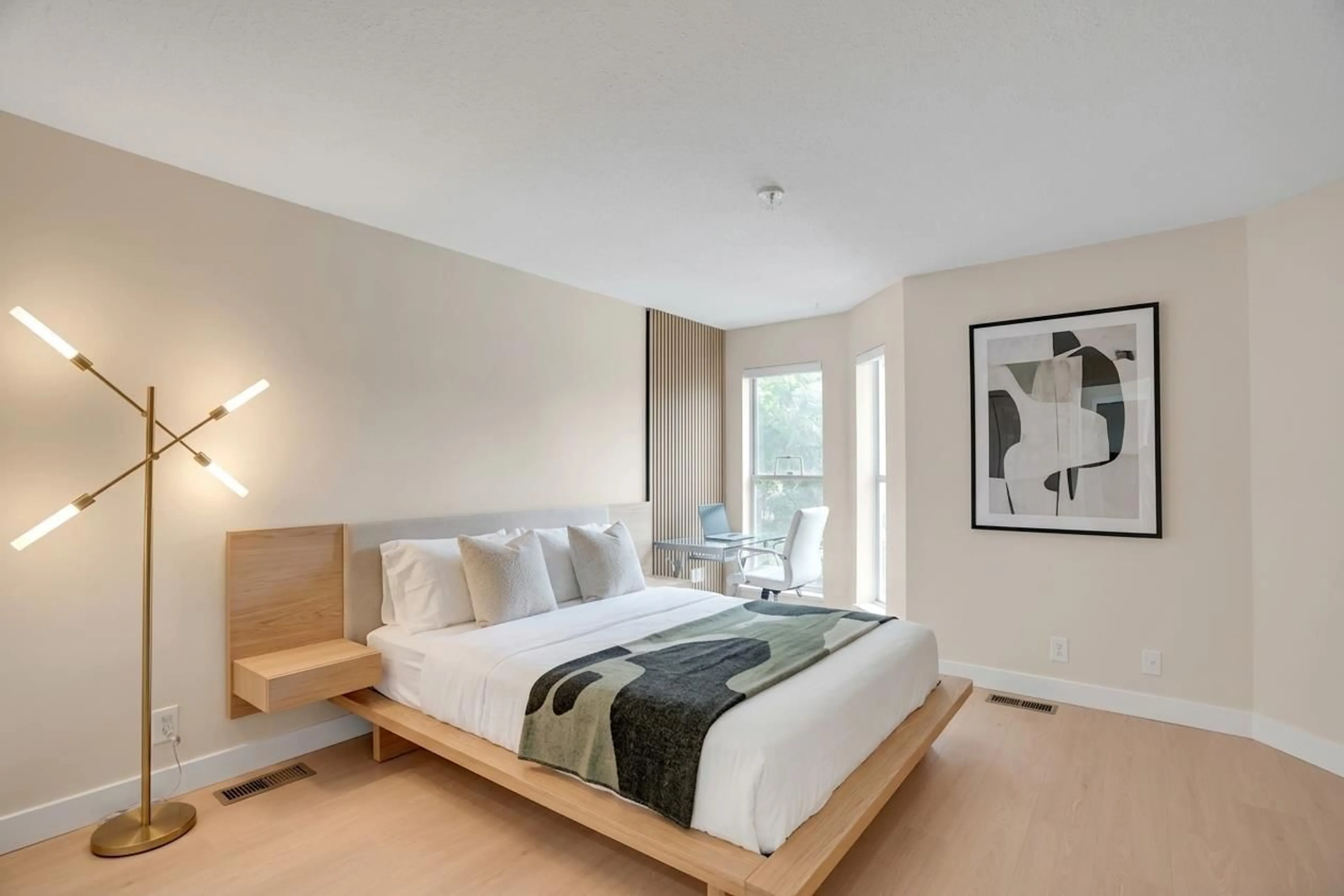 Bedroom with bed, unknown for 111 - 7171 121 STREET, Surrey British Columbia V3W1G9