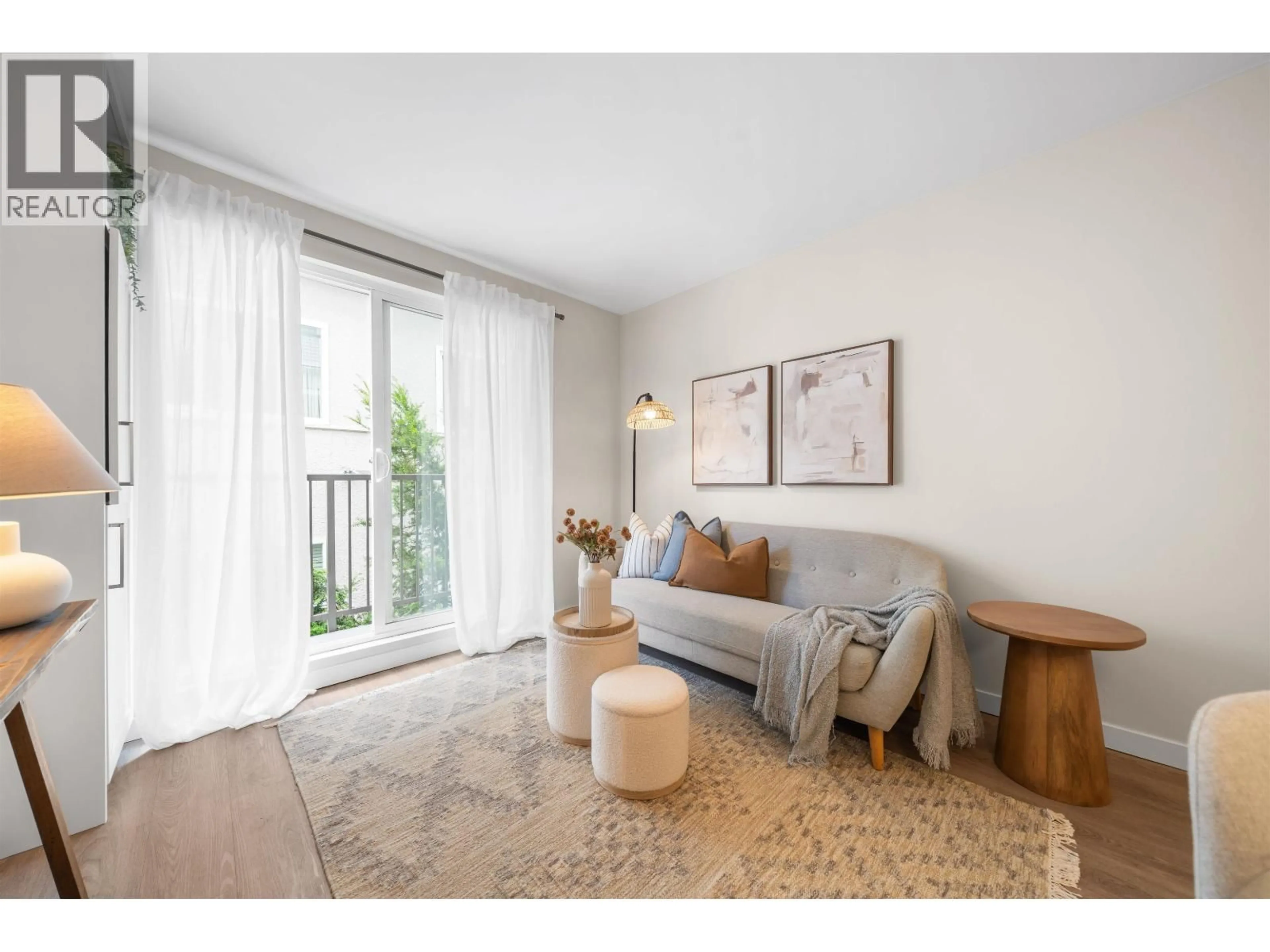Living room with furniture, unknown for 210 - 2234 1ST AVENUE, Vancouver British Columbia V6K1G1