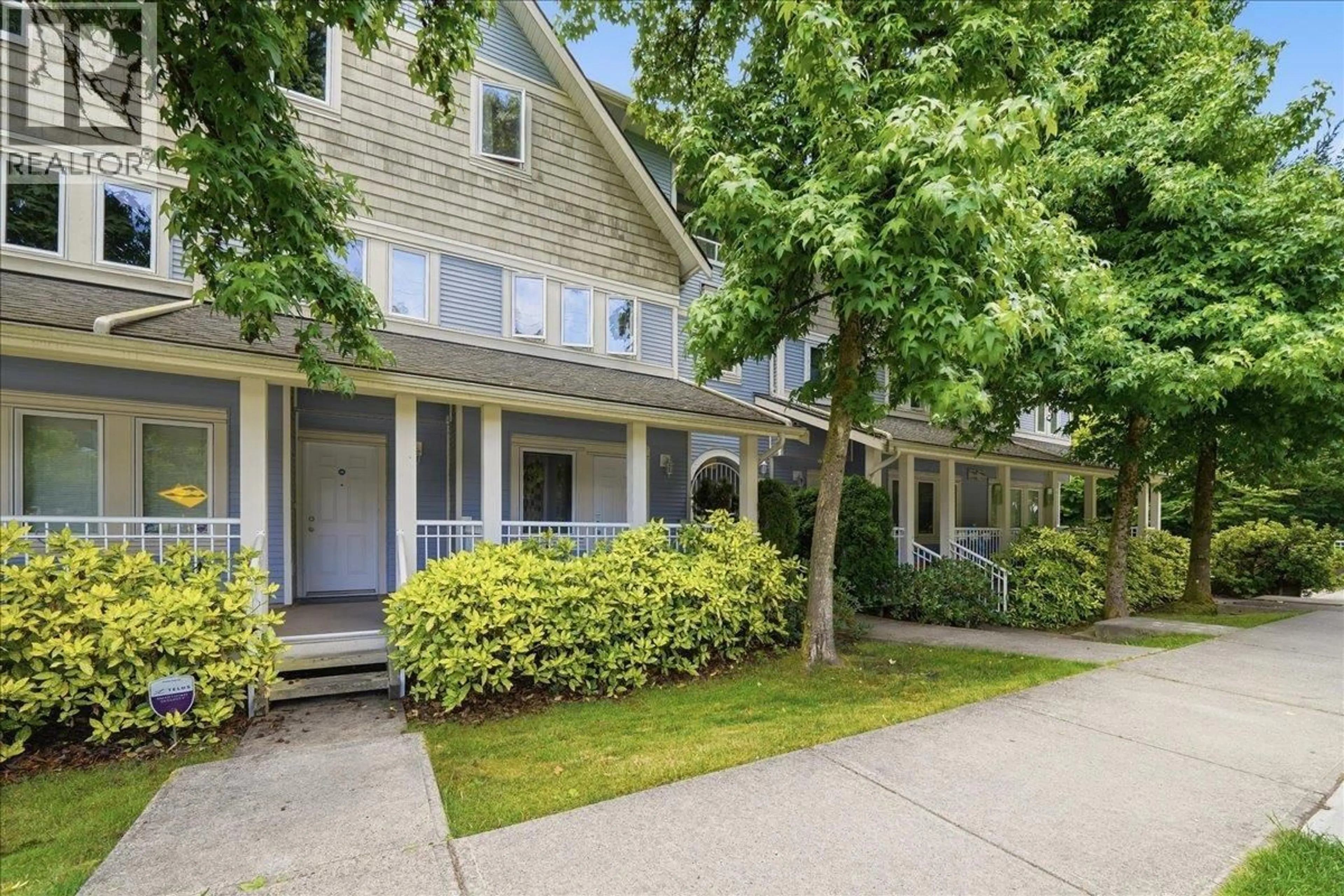 Unknown for 1 - 7128 17TH AVENUE, Burnaby British Columbia V3N1K7