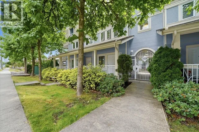 1 - 7128 17TH AVENUE, Burnaby 3