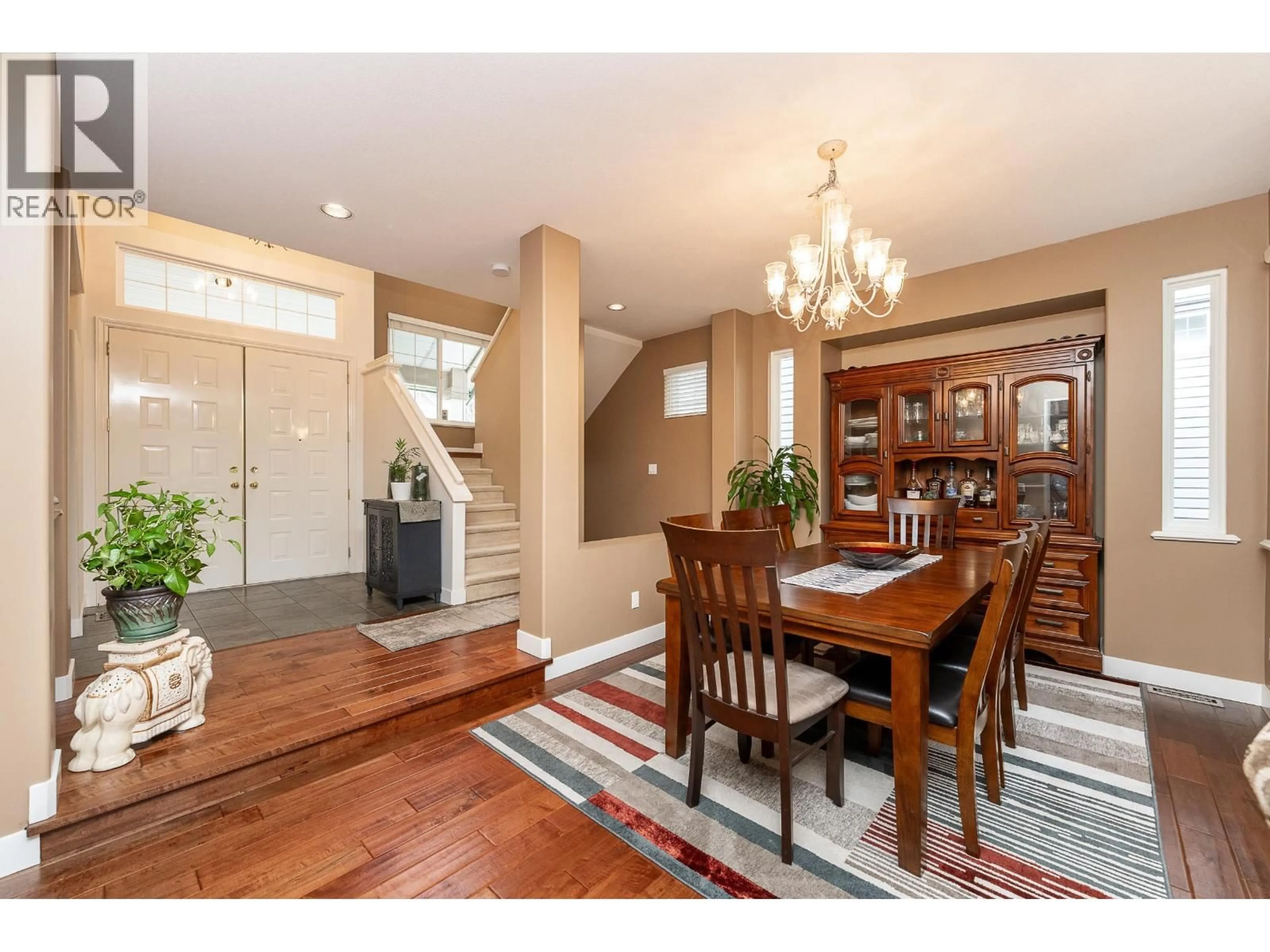 Dining room, wood/laminate floor for 3283 CHARTWELL, Coquitlam British Columbia V3E3M9