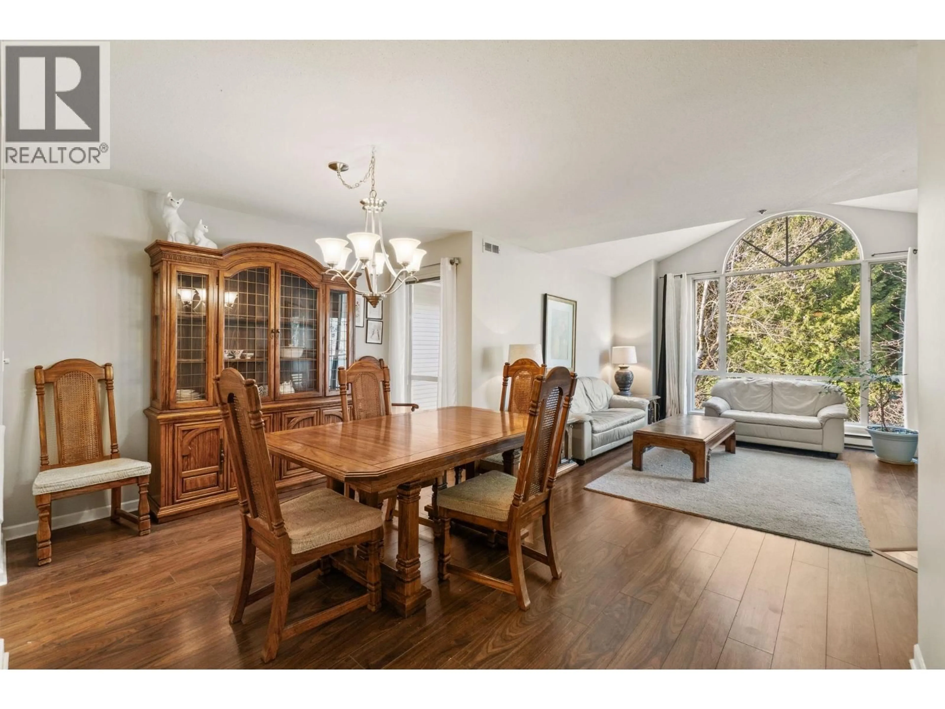 Dining room, wood/laminate floor for 309 - 19142 122 AVENUE, Pitt Meadows British Columbia V3Y2P9
