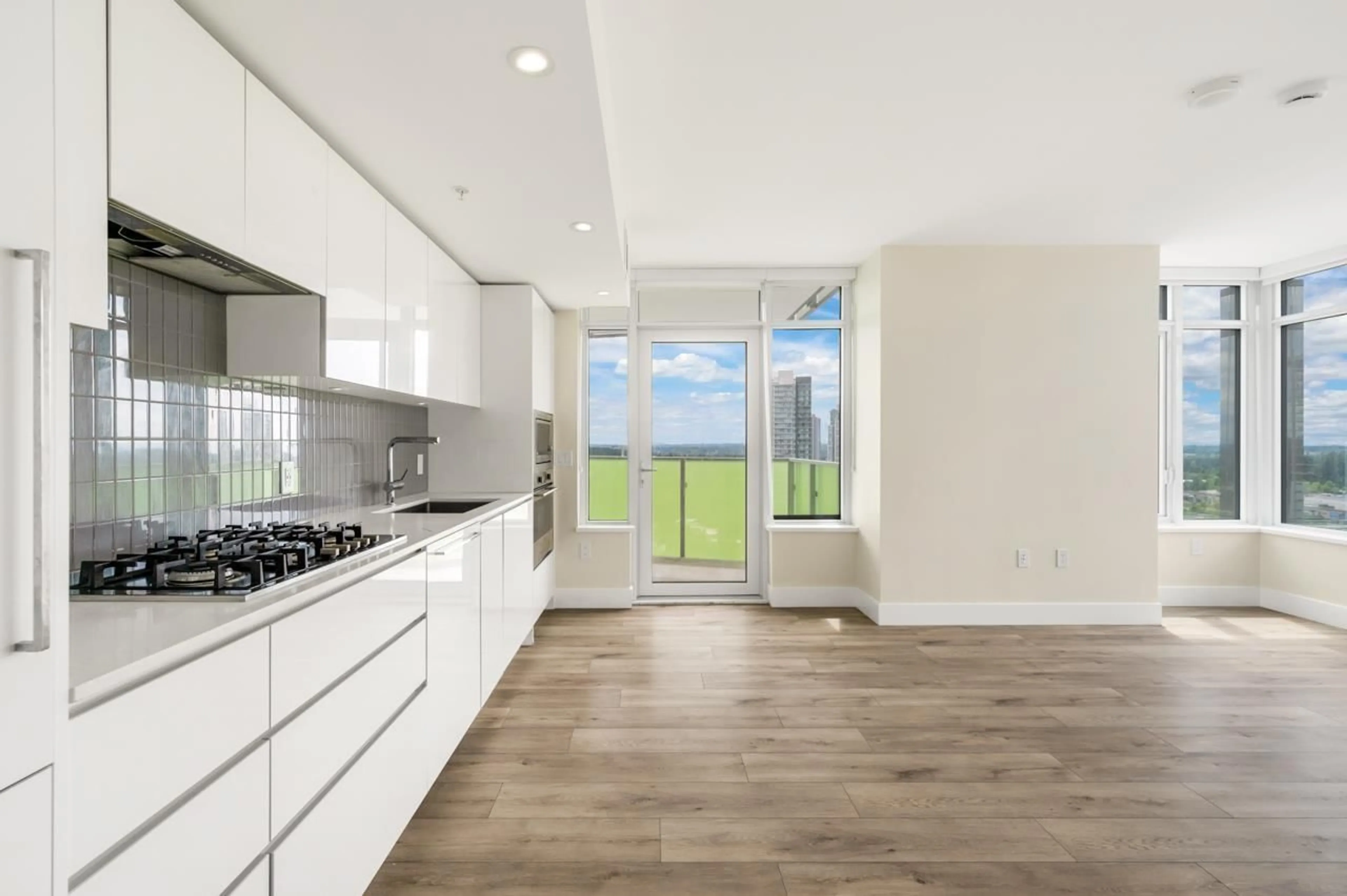 Open concept kitchen, unknown for 1804 - 10428 WHALLEY BOULEVARD, Surrey British Columbia V3T0W2