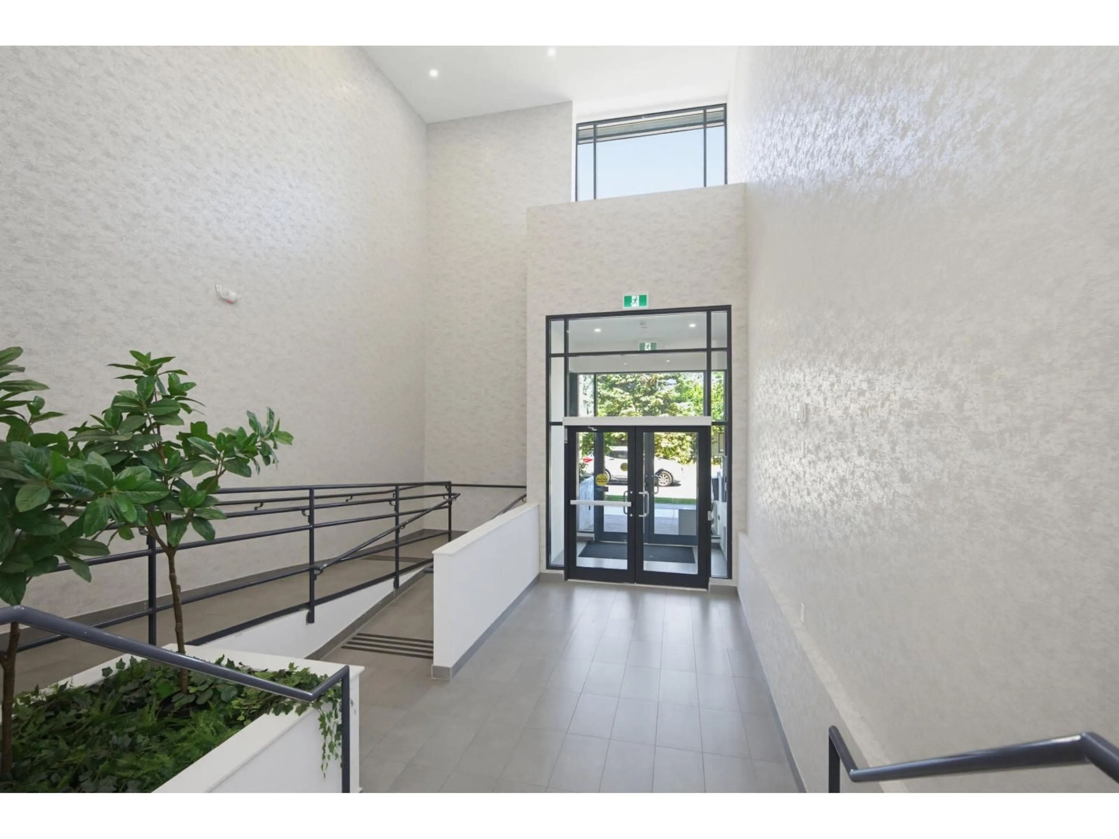 Indoor foyer for E205 - 10829 140 STREET, Surrey British Columbia V3R0H4