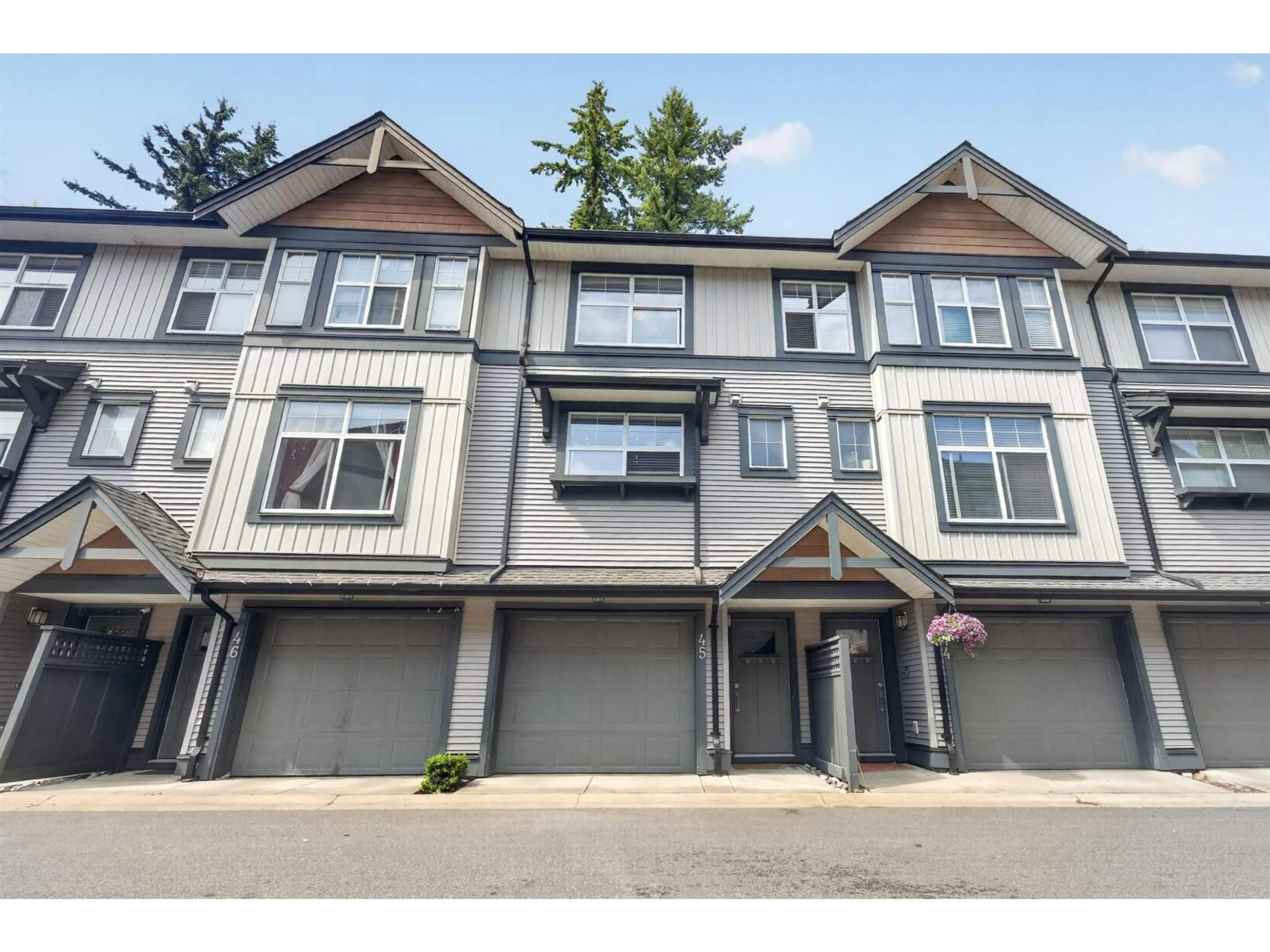 A pic from outside/outdoor area/front of a property/back of a property/a pic from drone, street for 45 - 6123 138 STREET, Surrey British Columbia V3X1E8