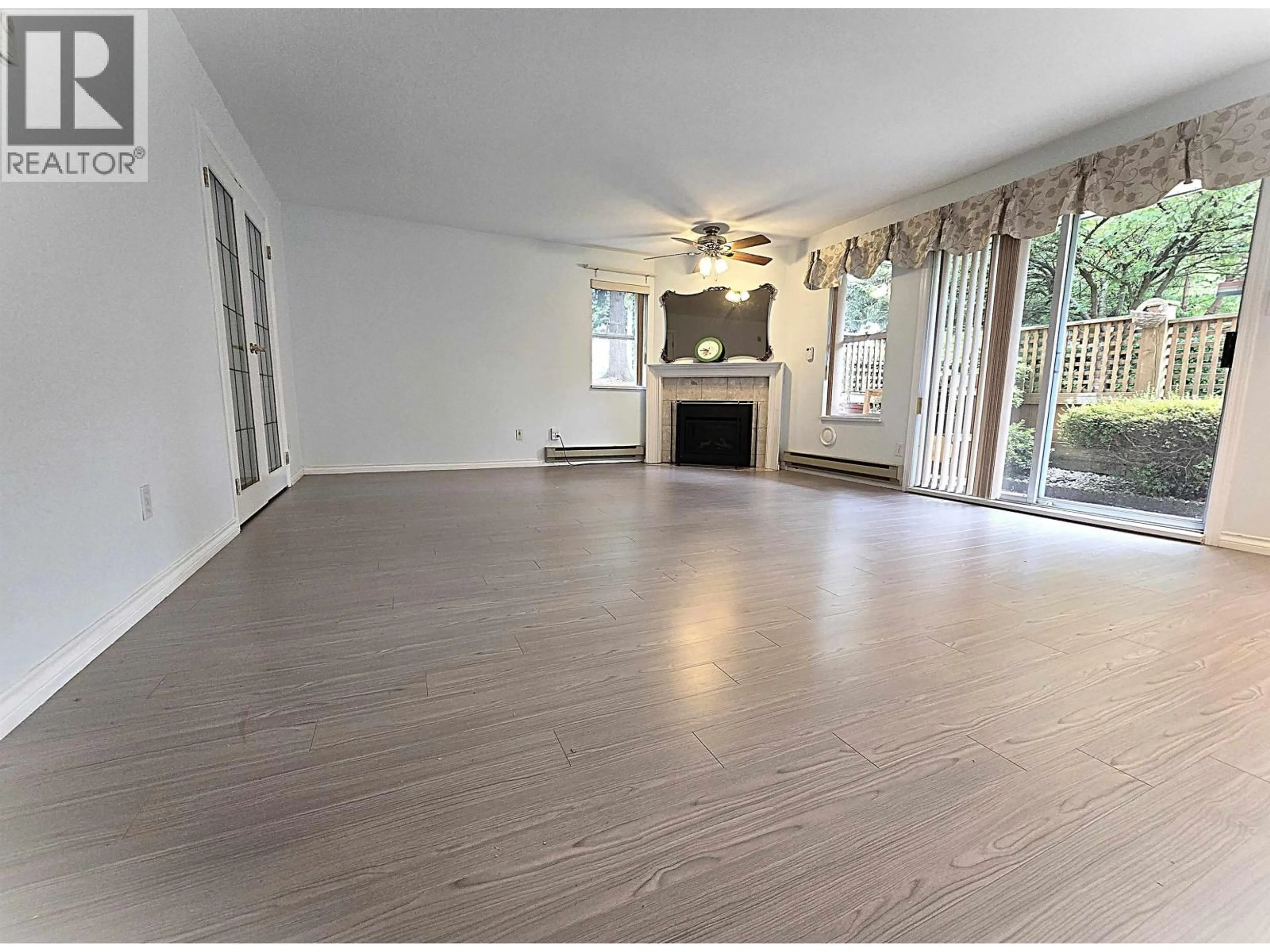 A pic of a room for 101 - 5565 BARKER AVENUE, Burnaby British Columbia V5H2N8