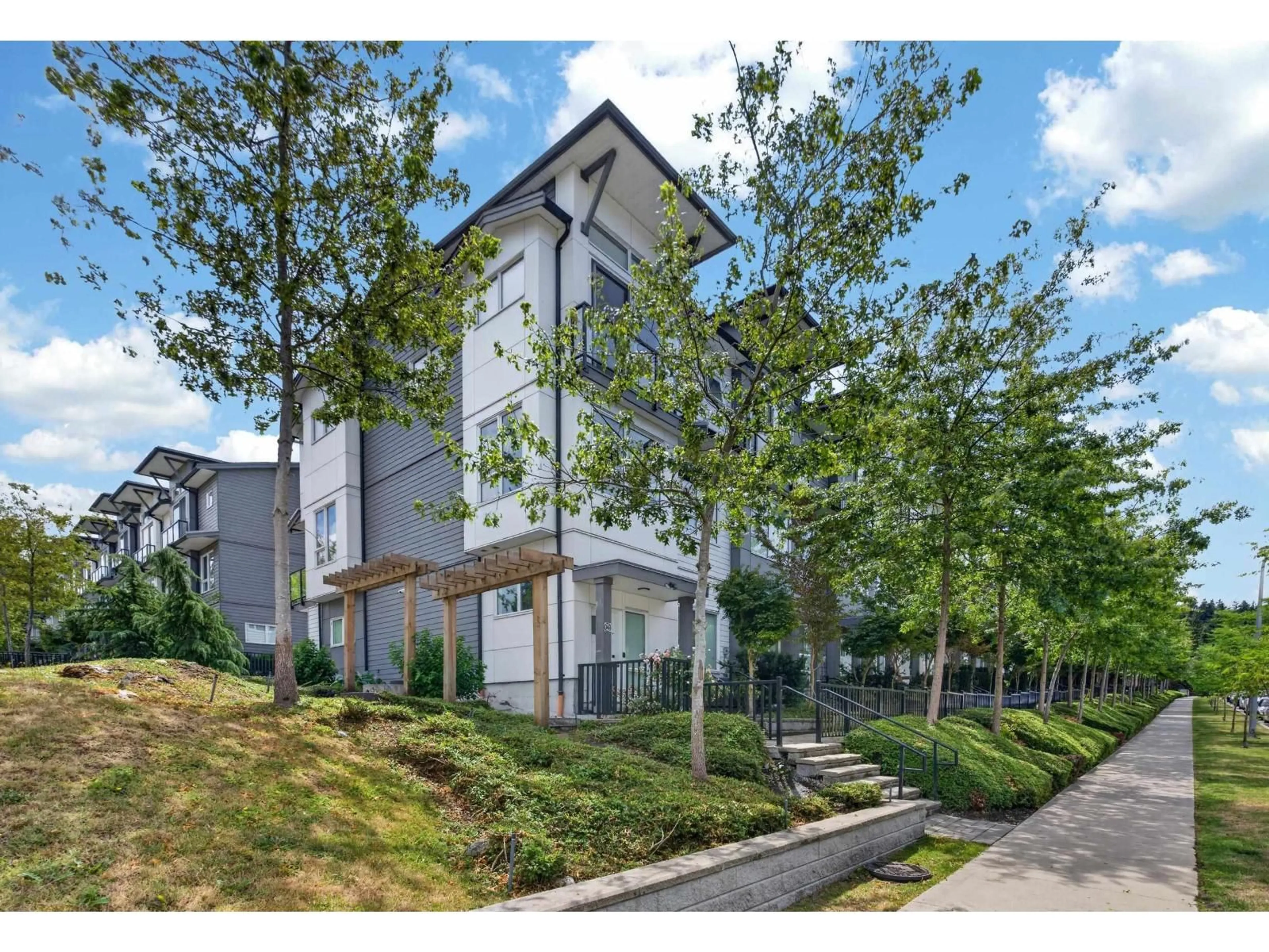 A pic from outside/outdoor area/front of a property/back of a property/a pic from drone, street for 13 - 15030 28 AVENUE, Surrey British Columbia V4P0H3