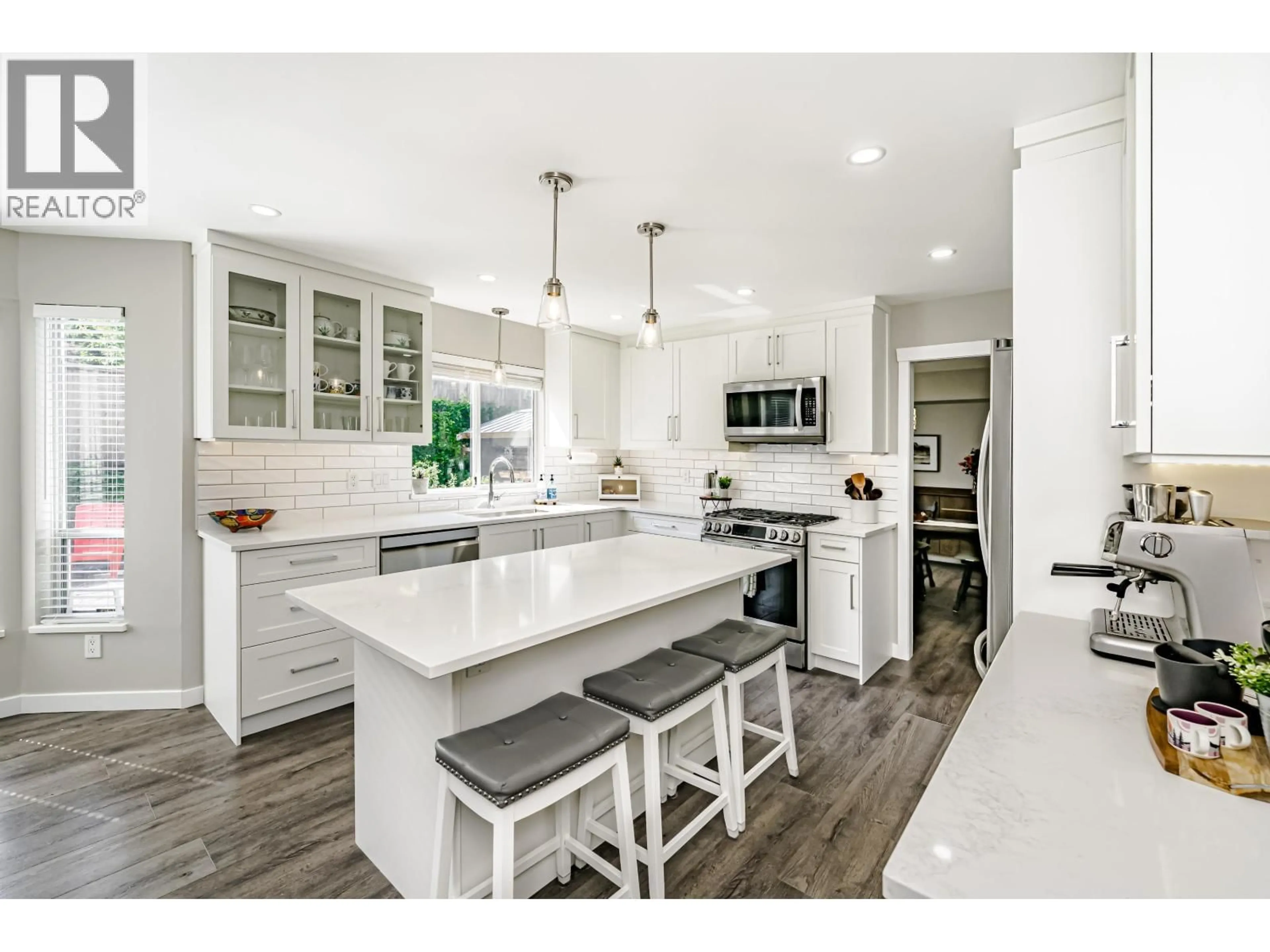 Open concept kitchen, ceramic/tile floor for 1328 HONEYSUCKLE LANE, Coquitlam British Columbia V3E2K2
